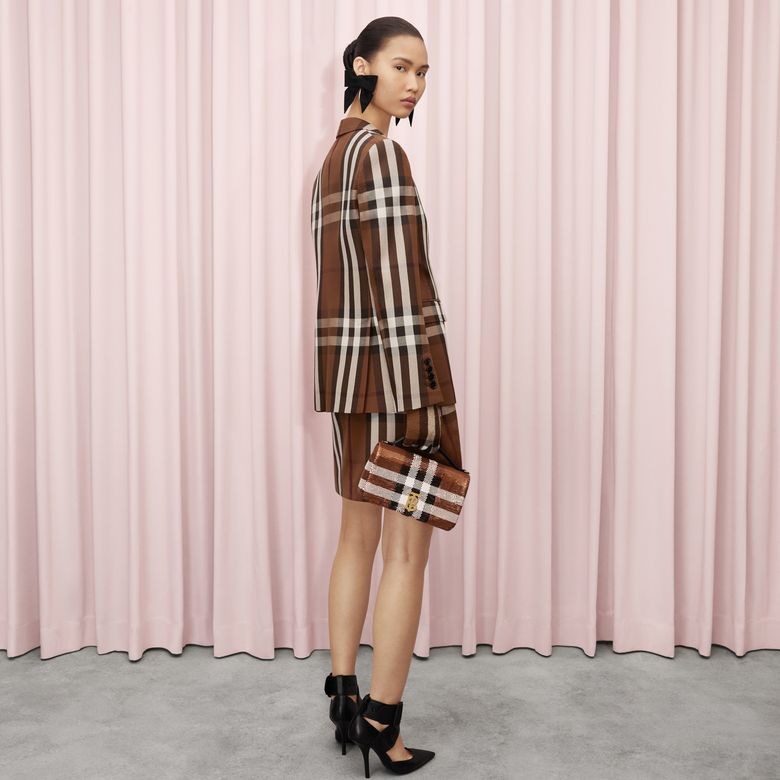 Check Wool Cotton Jacquard Mini Skirt in Dark Birch Brown - Women | Burberry® Official - 2