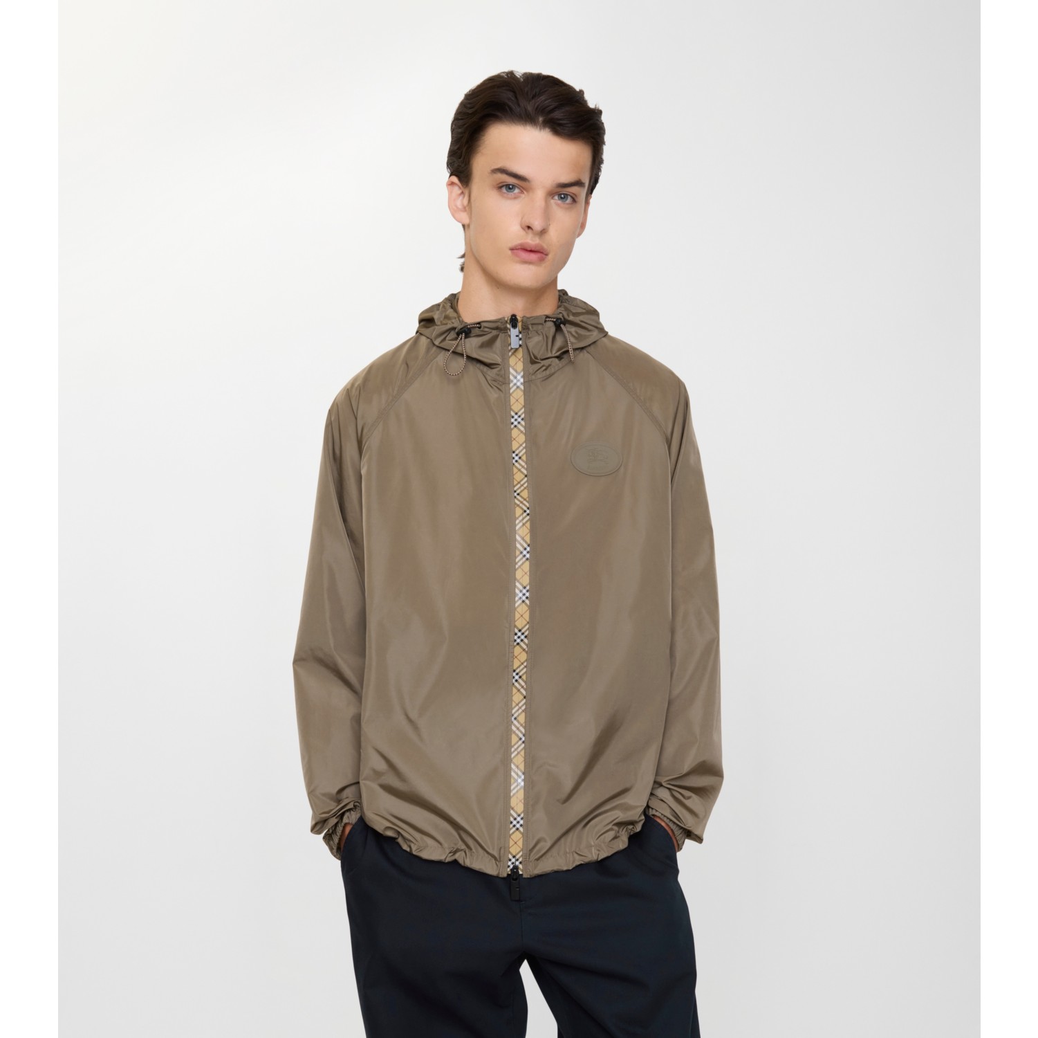 Veste à capuche en nylon avec Check