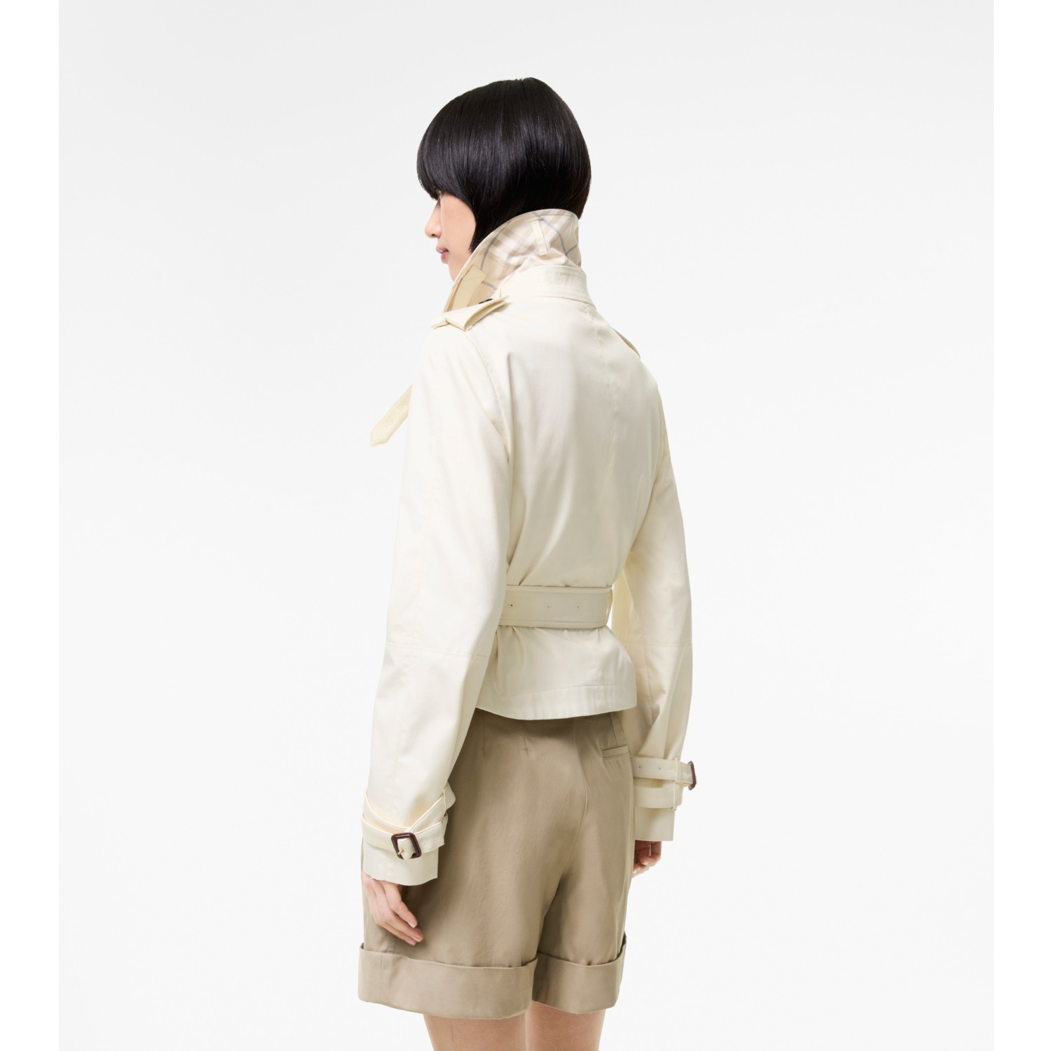 Cropped Tropical Gabardine Swarby Trench Jacket in Tundra white - Women | Burberry® Official