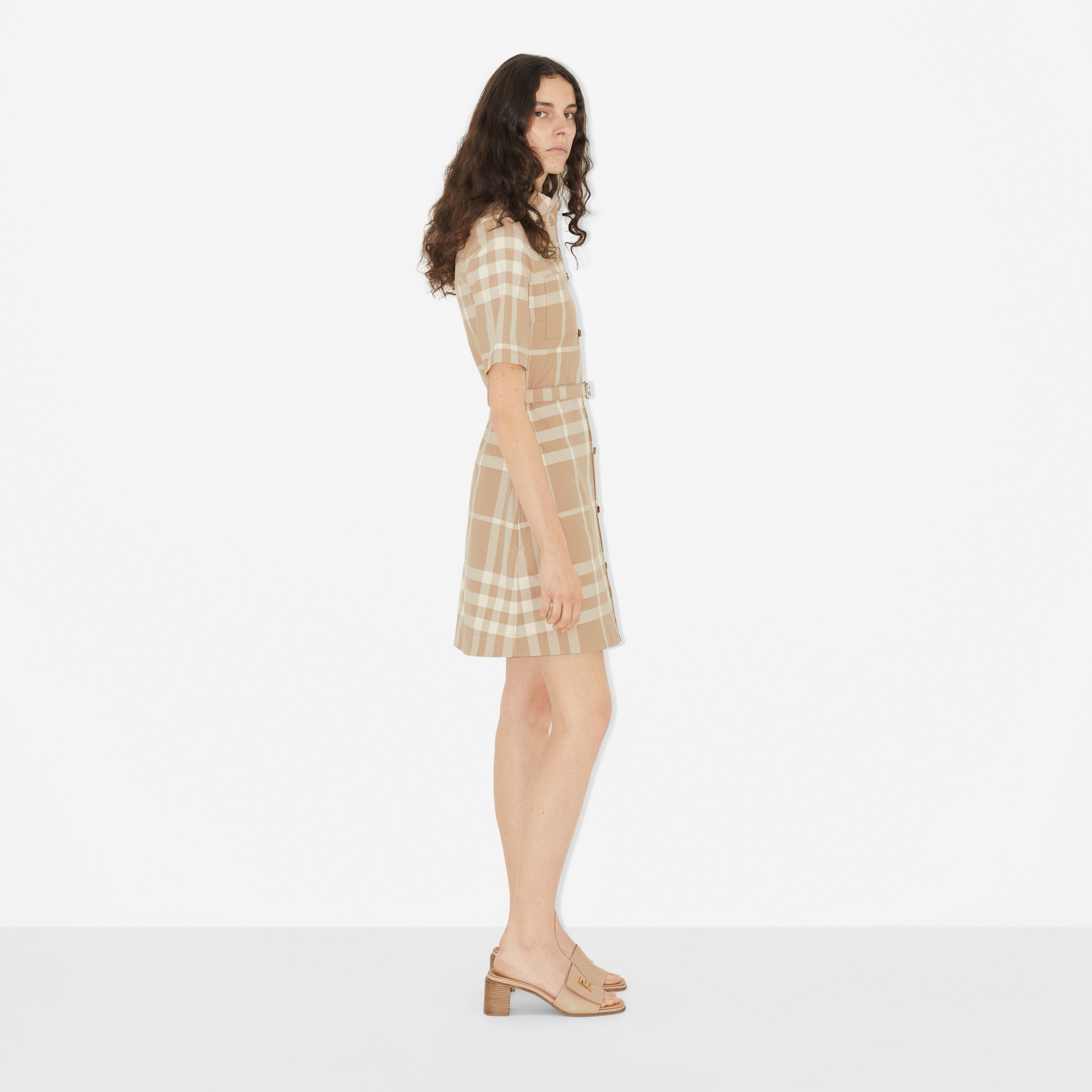Vestido estilo camisa de gabardine de algodão com estampa xadrez (Fulvo Suave) - Mulheres | Burberry® oficial - 3