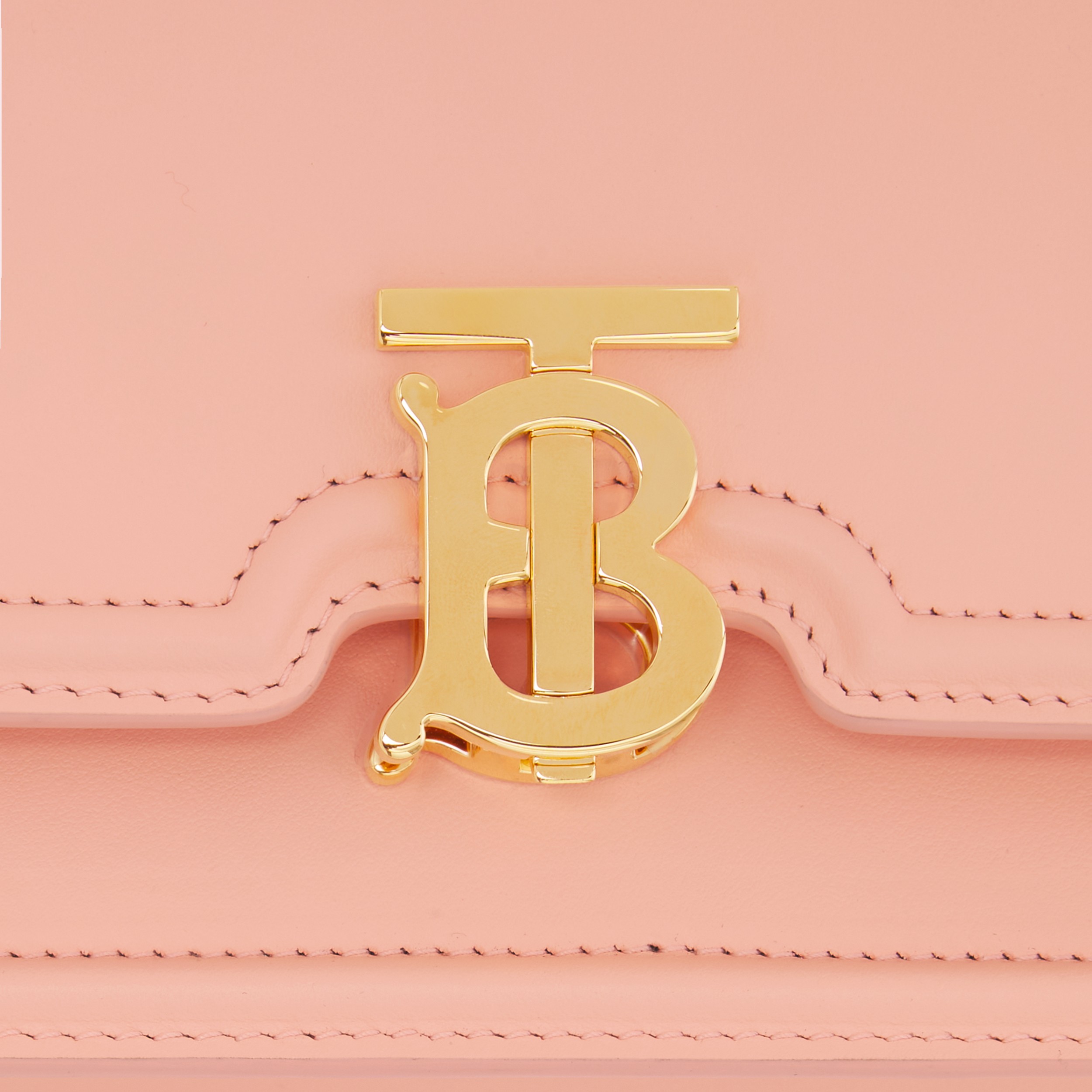 TB Bag im Miniformat aus Leder mit Kettenriemen (Pfirsichrosa) - Damen | Burberry® - 2
