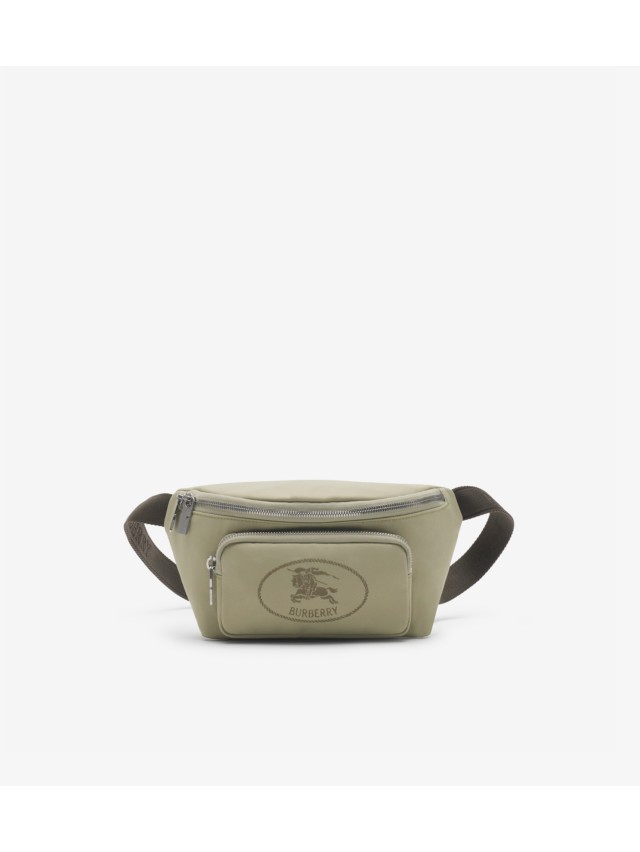 【値下げ】【保存袋付】【公式完売品】バーバリー ウエストバッグ8052887 値下げ】【保存袋付】【公式完売品】バーバリー ウエストバッグ