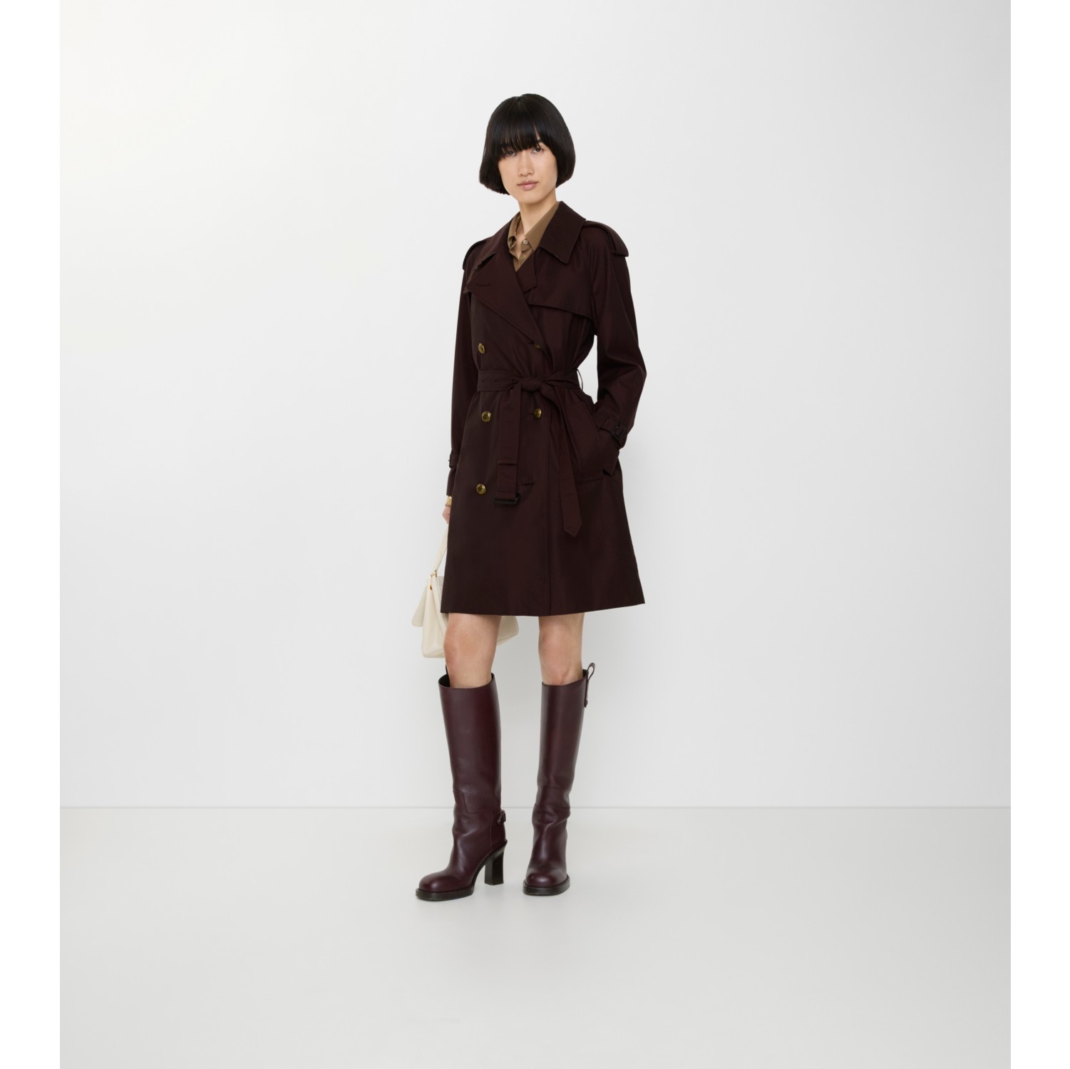 Mid-length Gabardine Castleford Trench Coat in Mahogany red