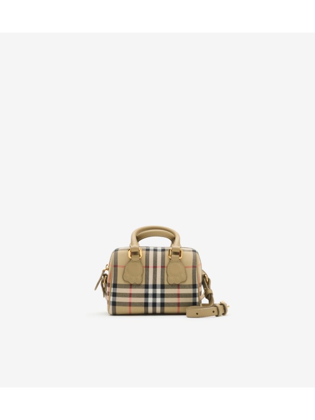 バーバリーチルドレン BURBERRY 2Y C2725596-3EDF-4087-82D6-