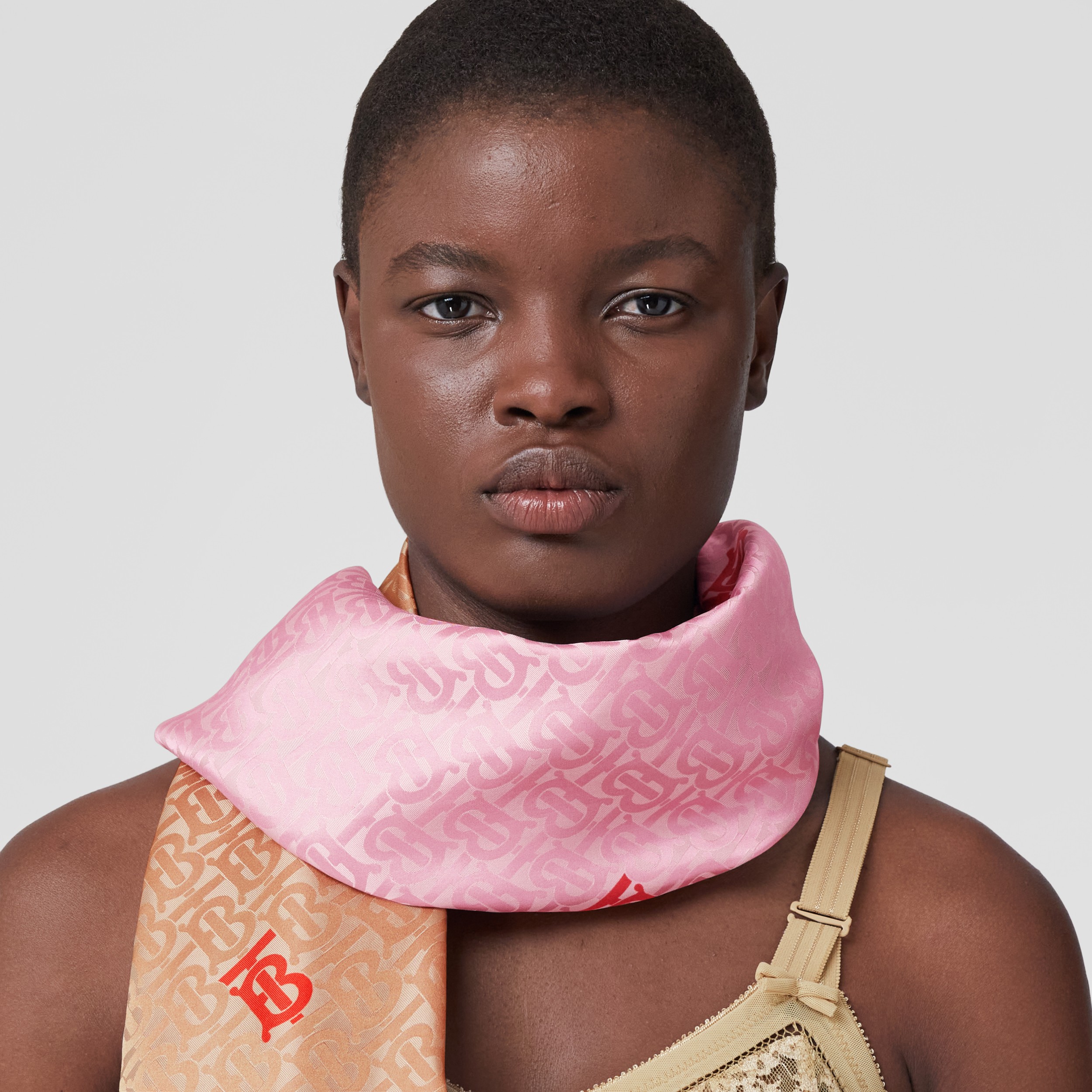 Reversible Monogram Silk Jacquard Scarf in Soft Fawn/pale Pink | Burberry® Official - 3