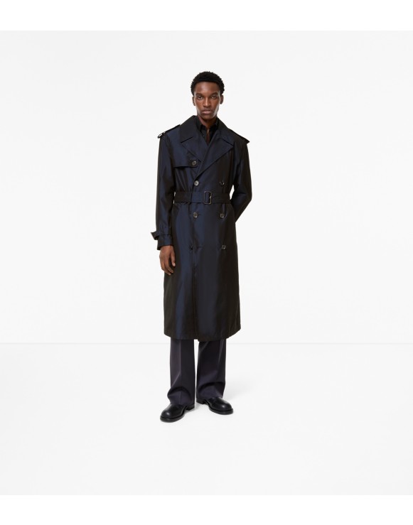 Burberry Men's Winter 2026 Runway Collection | Burberry®
