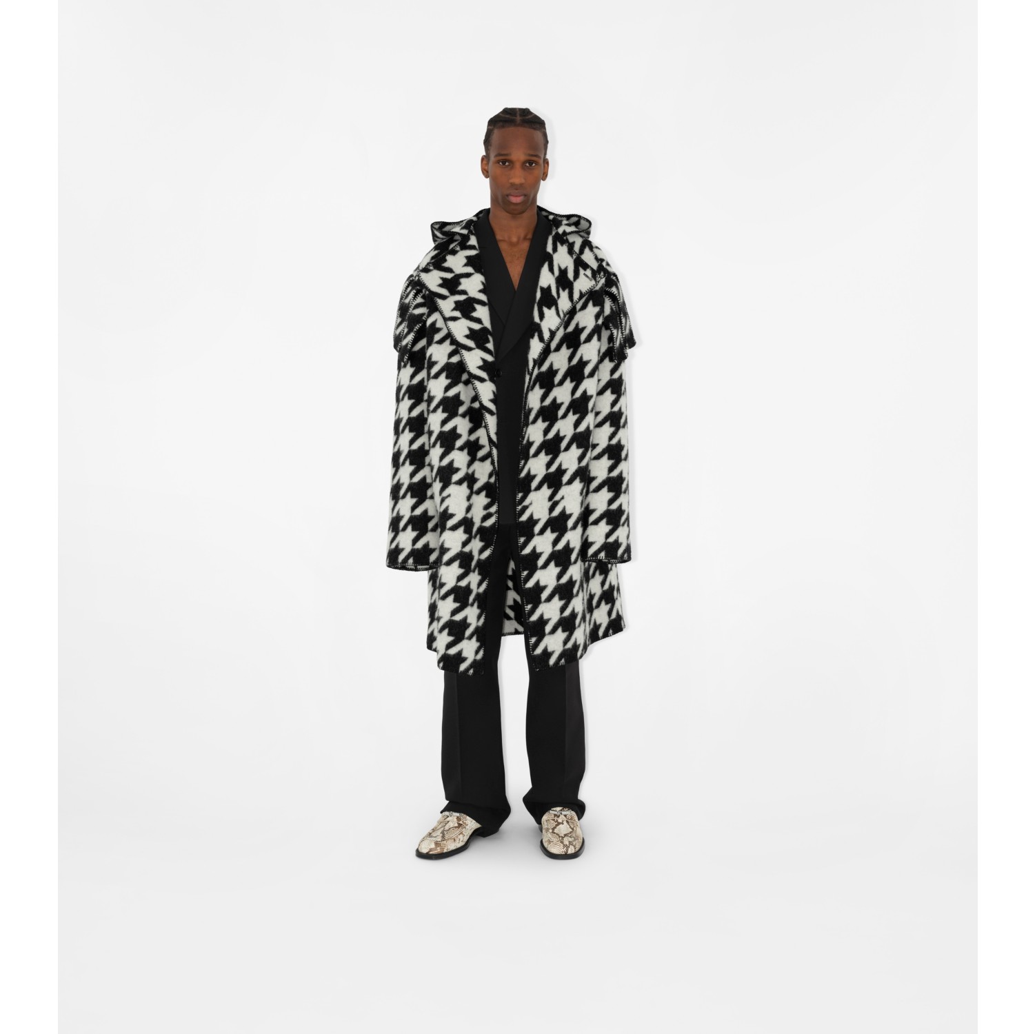 Houndstooth Print Cape