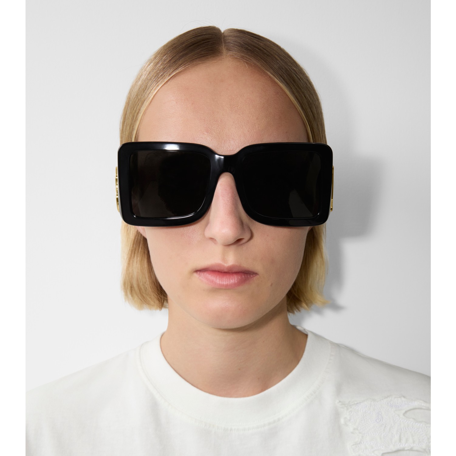 TB Square Sunglasses in Black Women Burberry Official