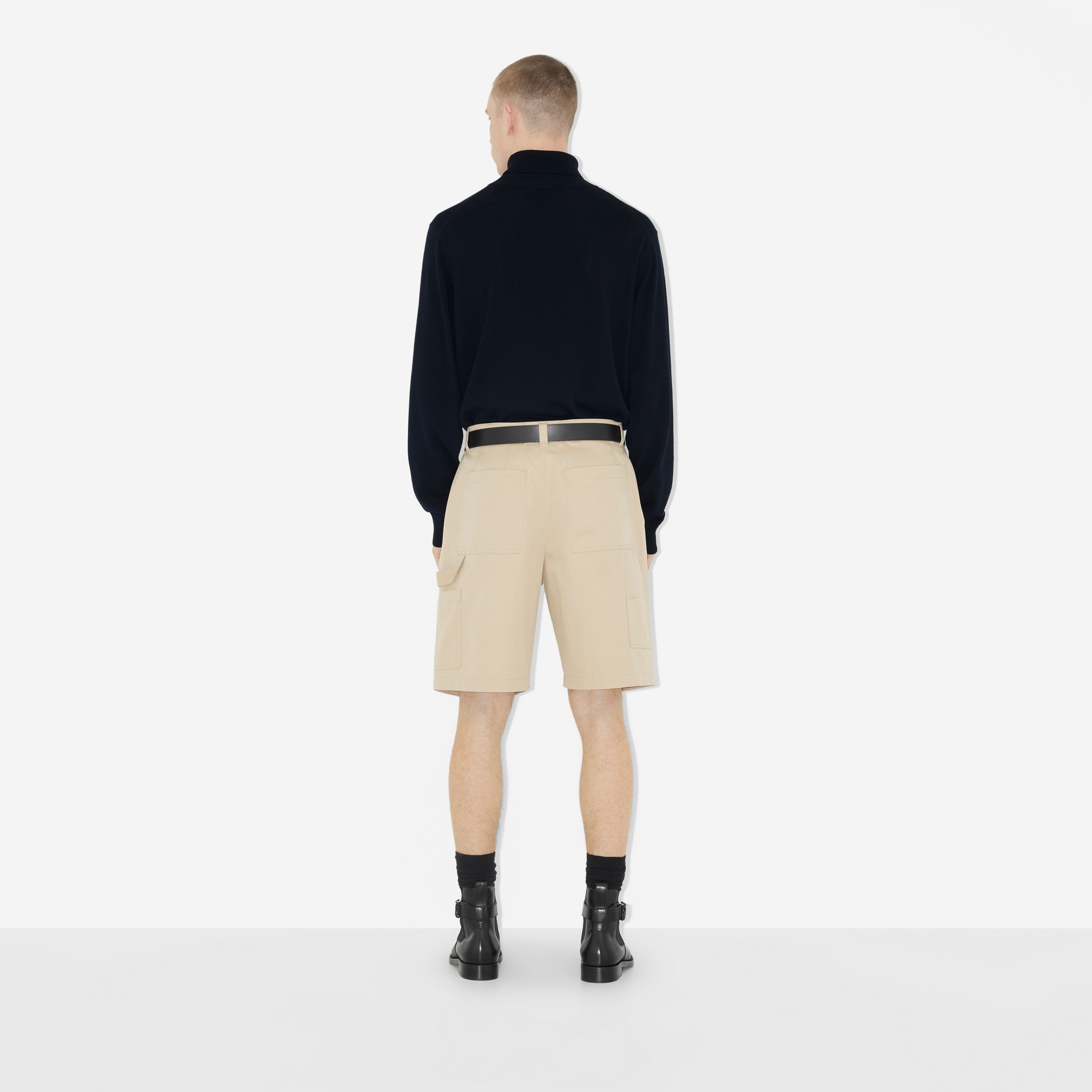 Pantalones cortos en algodón con emblema Equestrian Knight bordado (Cámel) - Hombre | Burberry® oficial - 4