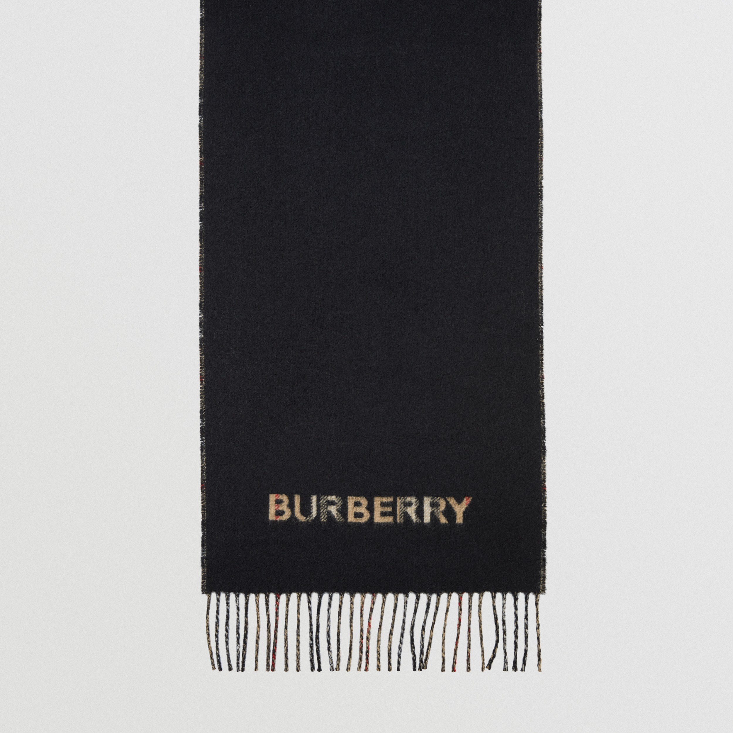 Reversible Vintage Check Cashmere Scarf in Archive Beige/black | Burberry® Official - 4