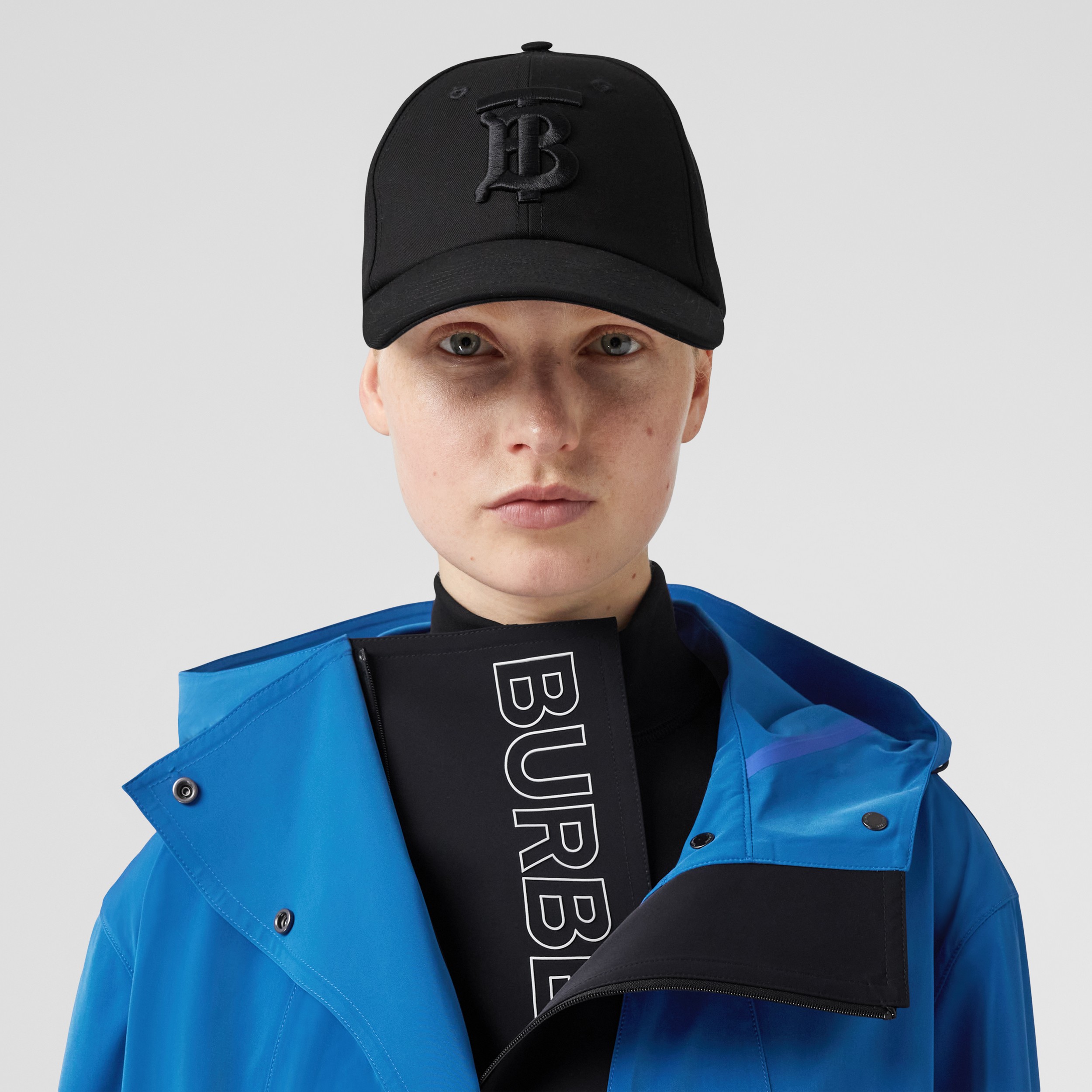 Logo Detail Oversized Hooded Jacket in Deep Marine Blue - Women | Burberry® Official - 2