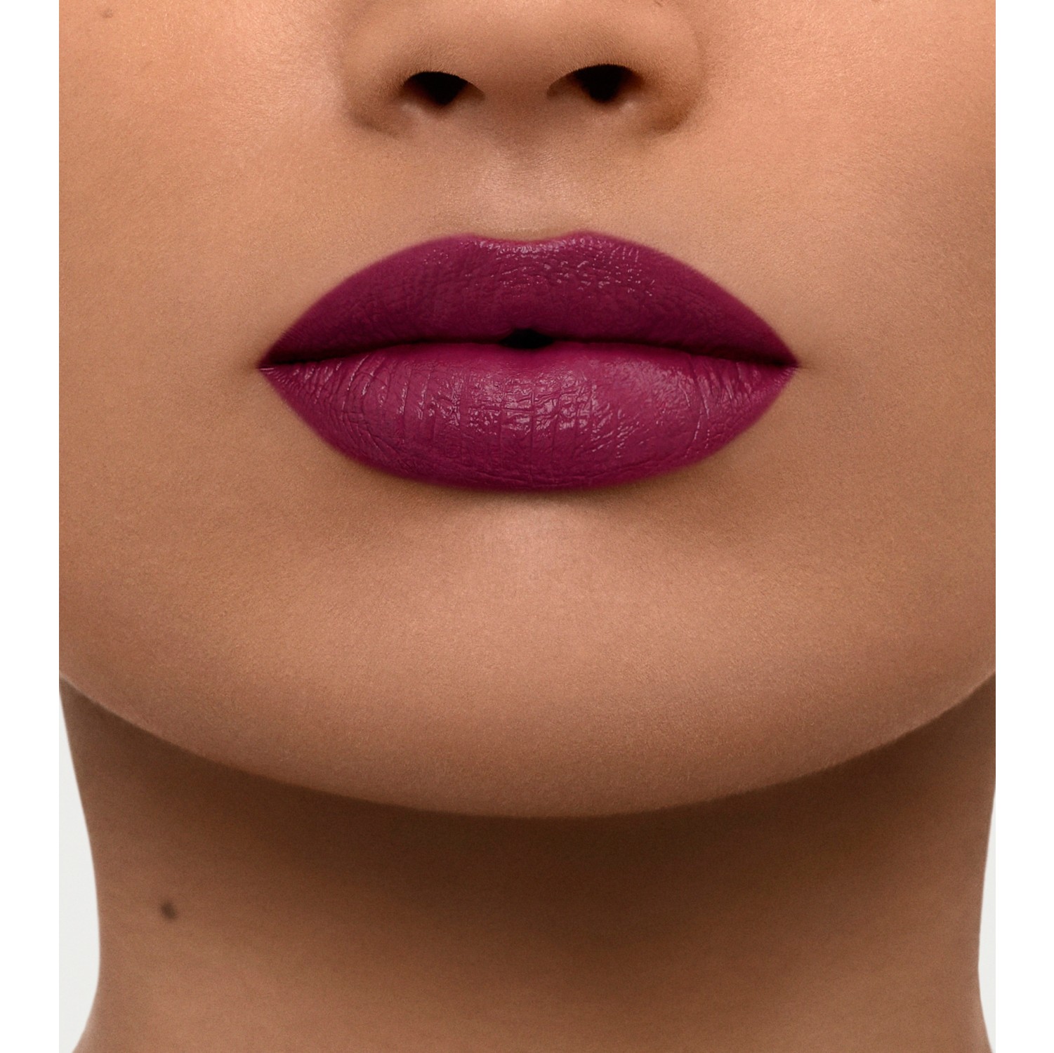 Burberry Kisses – Bright Plum No.101 in Bright Plum 101 - Women | Burberry® Official