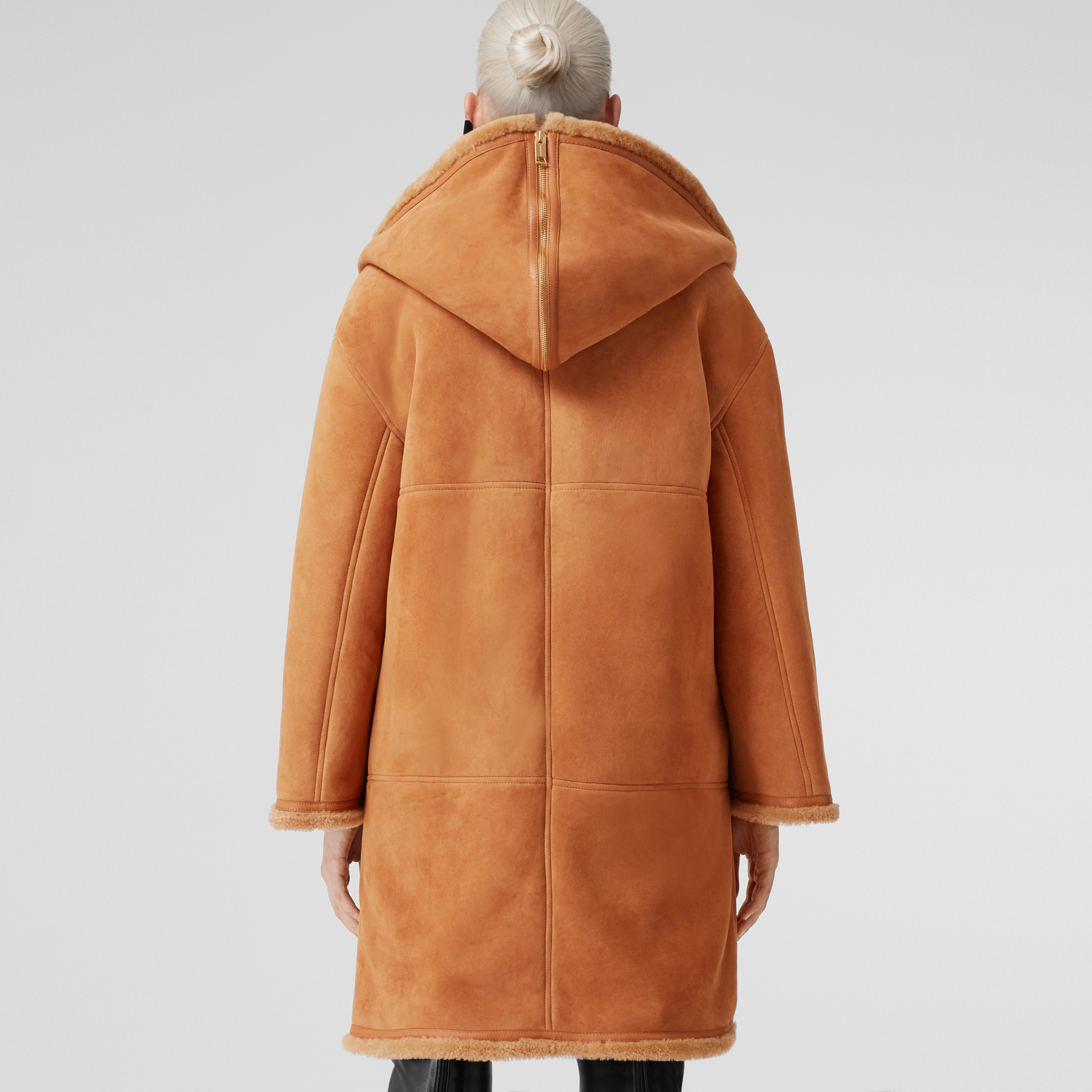 Manteau à capuche en cuir velours et shearling (Camel) - Femme | Site officiel Burberry® - 3