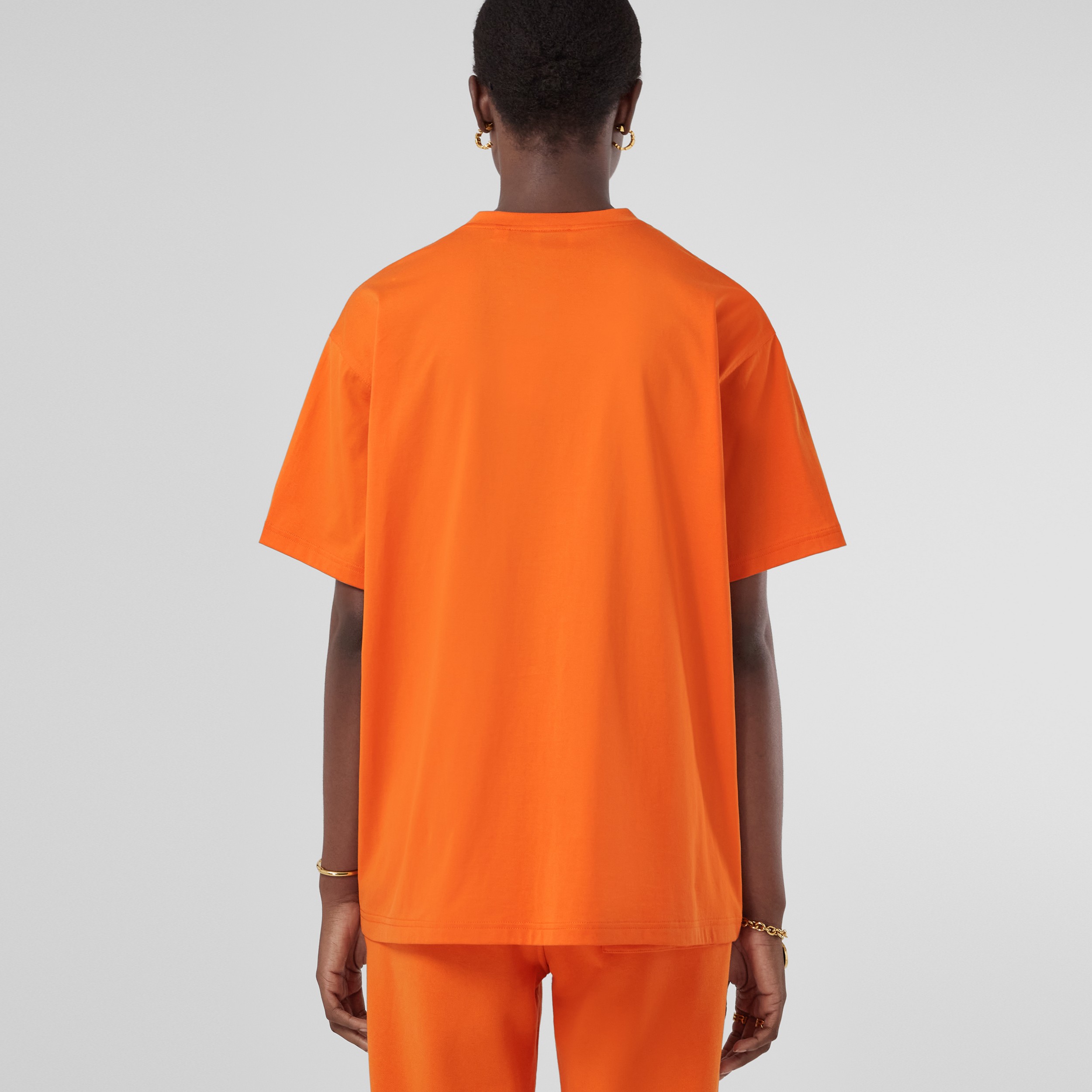 Camiseta oversize en algodón con emblema de hojas de roble (Naranja Fuerte) - Mujer | Burberry® oficial - 3