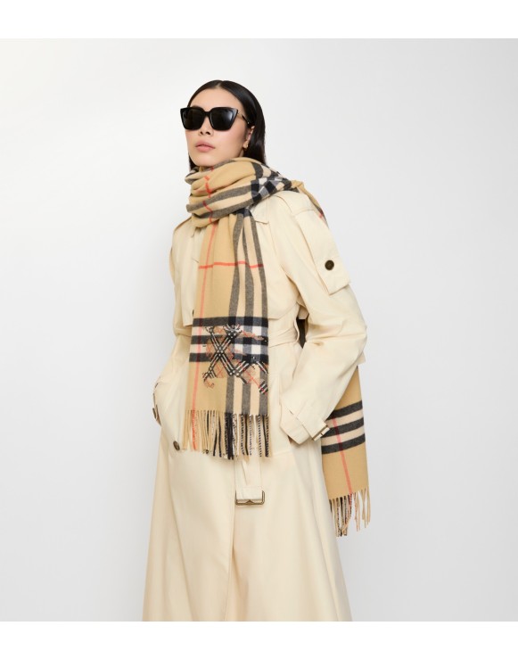 8月限定お値下げ⭐︎ BURBERRY ポロワンピース 152cm 新着ウィメンズ