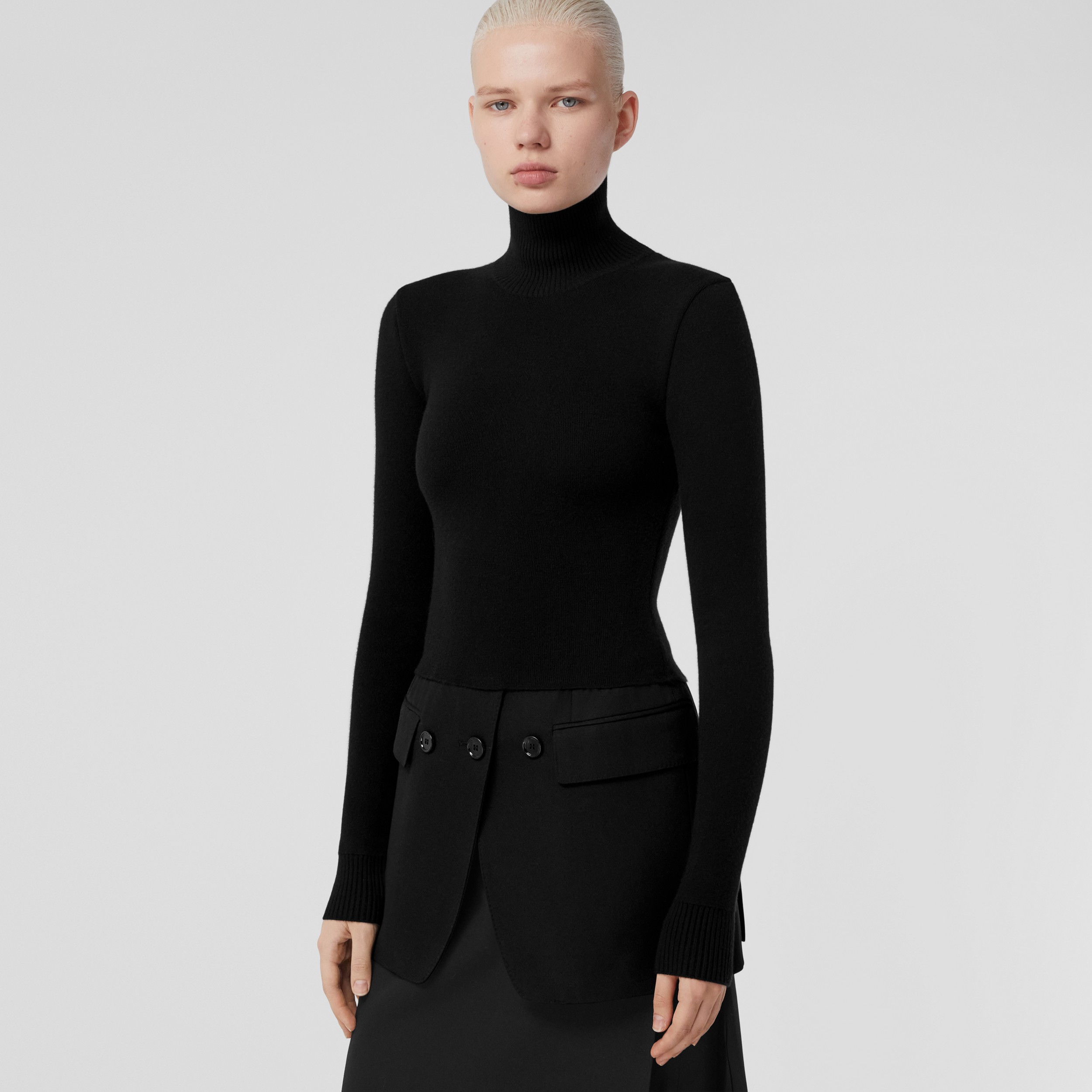 Pull à col roulé en laine avec détail de veste (Noir) - Femme | Site officiel Burberry® - 1
