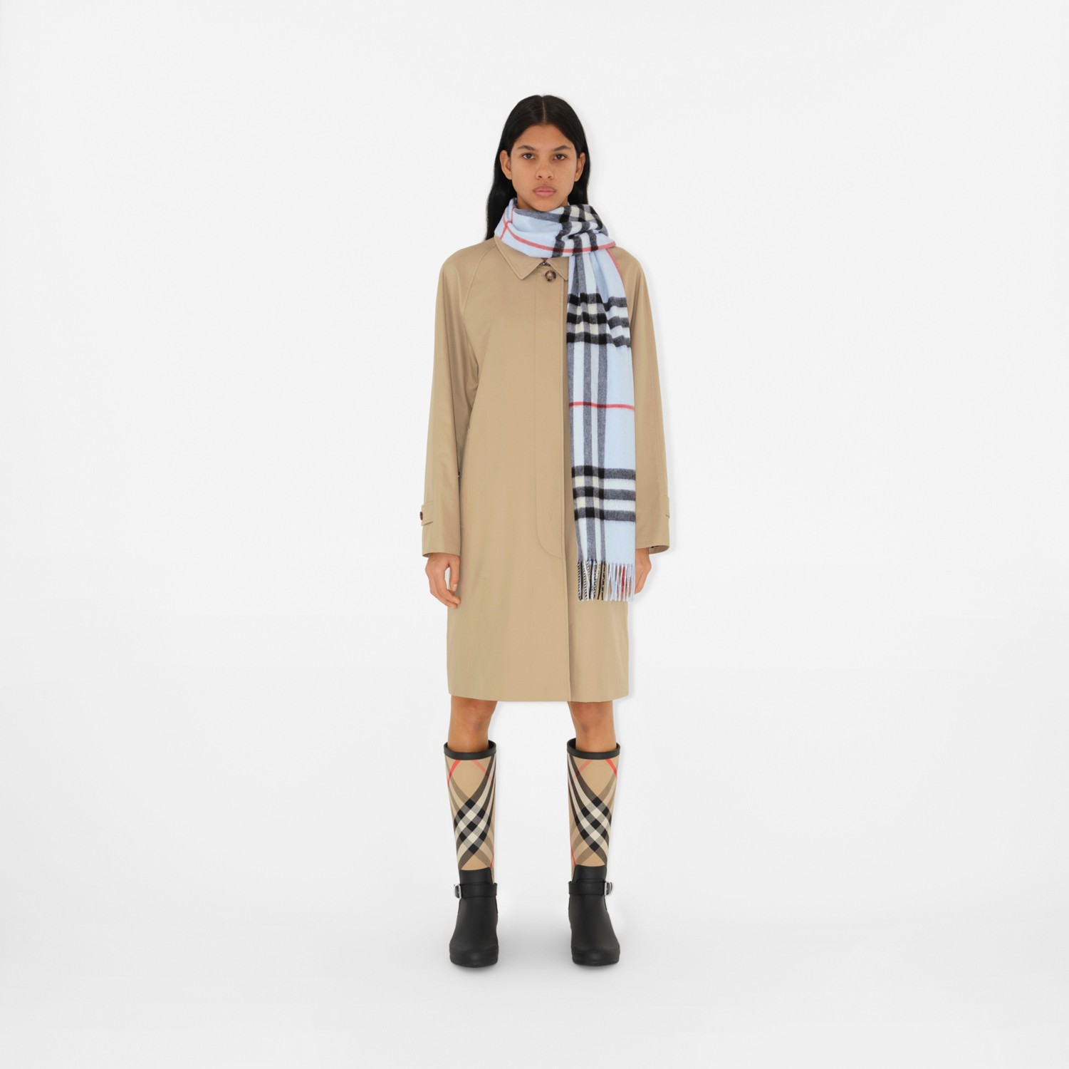チェック カシミアスカーフ (ペールブルー) | Burberry®公式サイト チェック カシミアスカーフ (ペールブルー) | Burberry®公式サイト