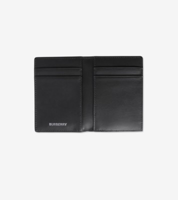 C8C5B661-9A5F-4A04-BEEB-