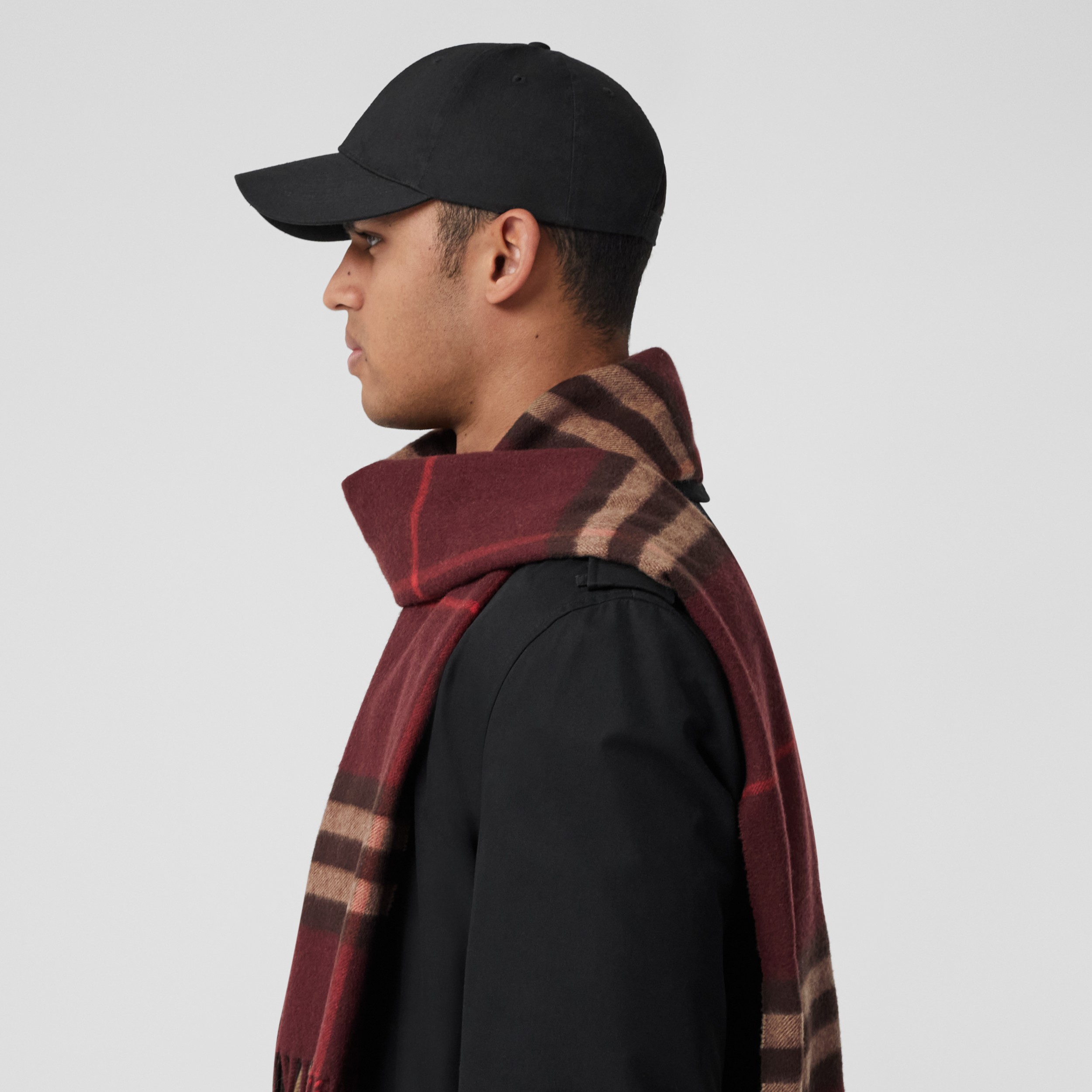The Classic Check Cashmere Scarf in Burgundy Burberry® Official