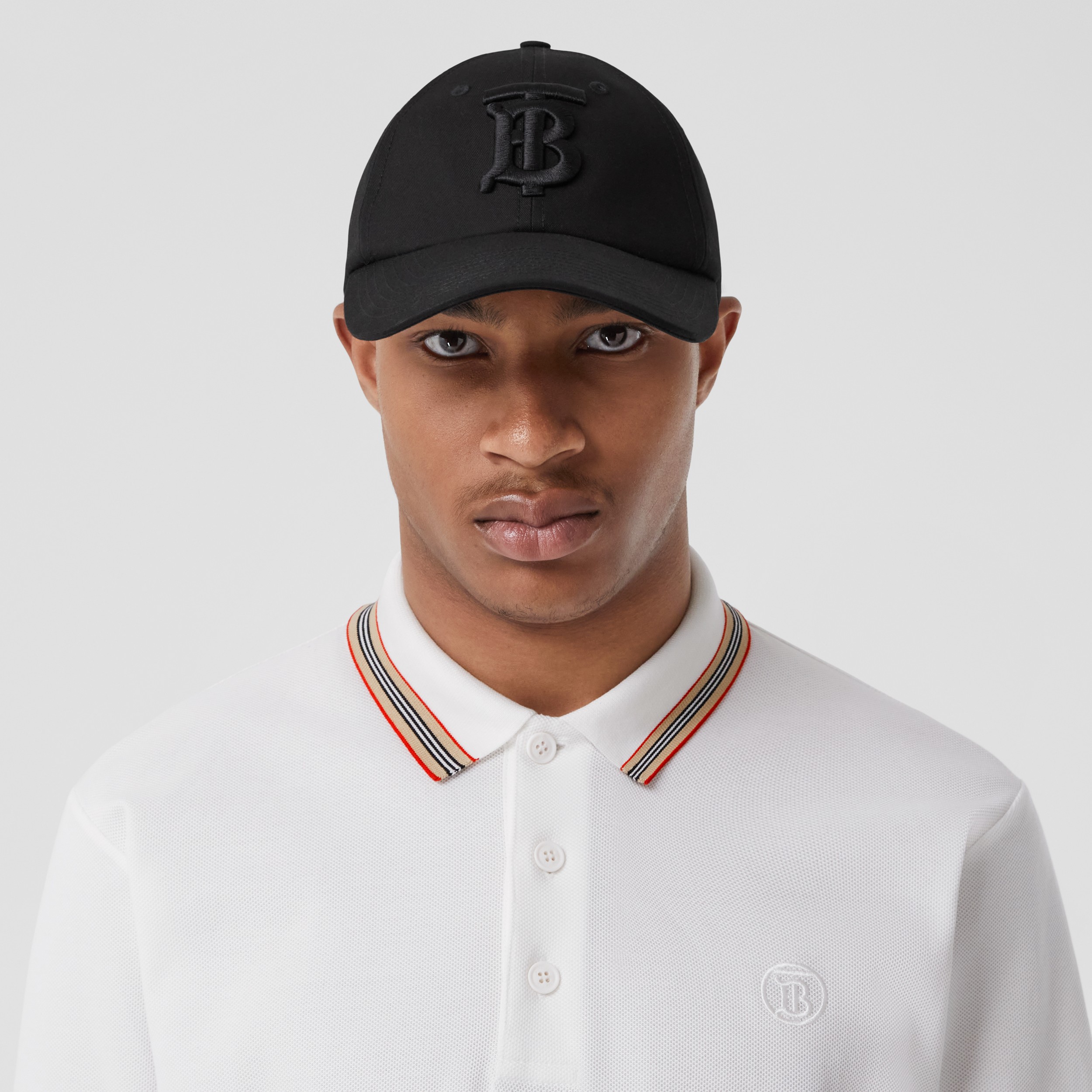Polo en coton avec col à rayures iconiques (Blanc) - Homme | Site officiel Burberry® - 2