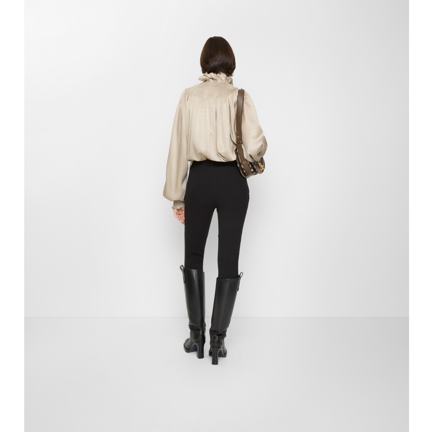 Pantalones estilo hípico en algodón elástico en espiguilla
