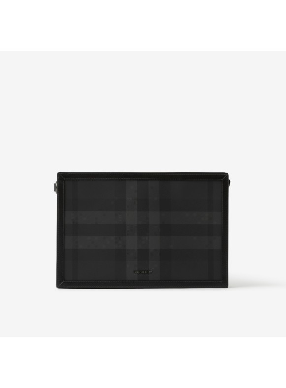 550$ Burberry Men's Edin London Check Pouch Clutch Wallet Leather