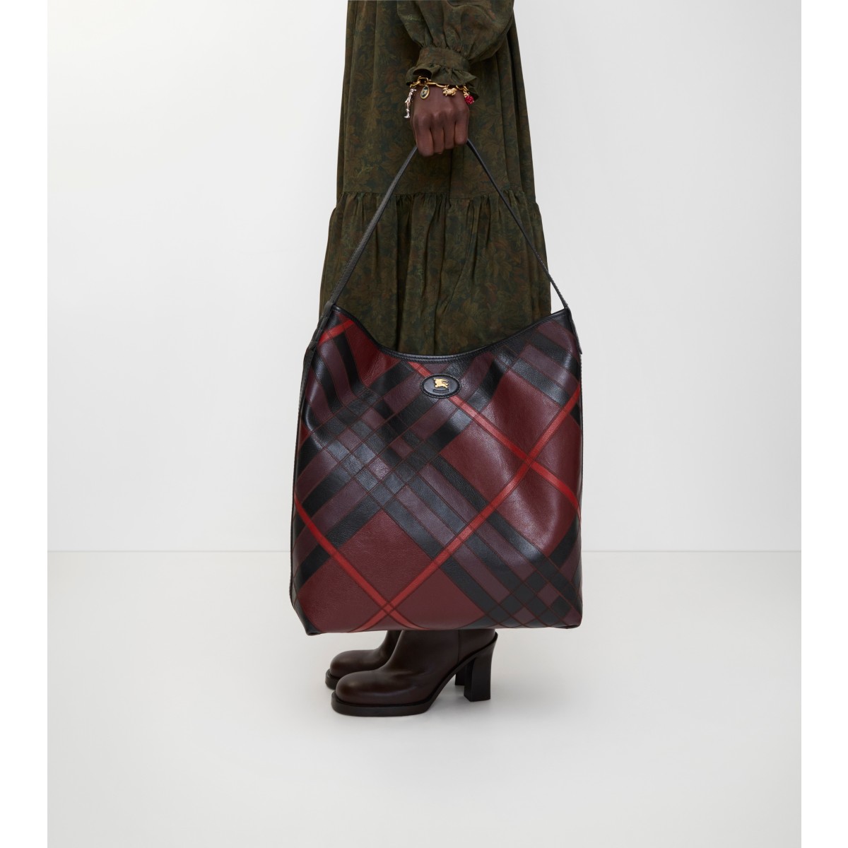  Check Large Highlands Shoulder Bag