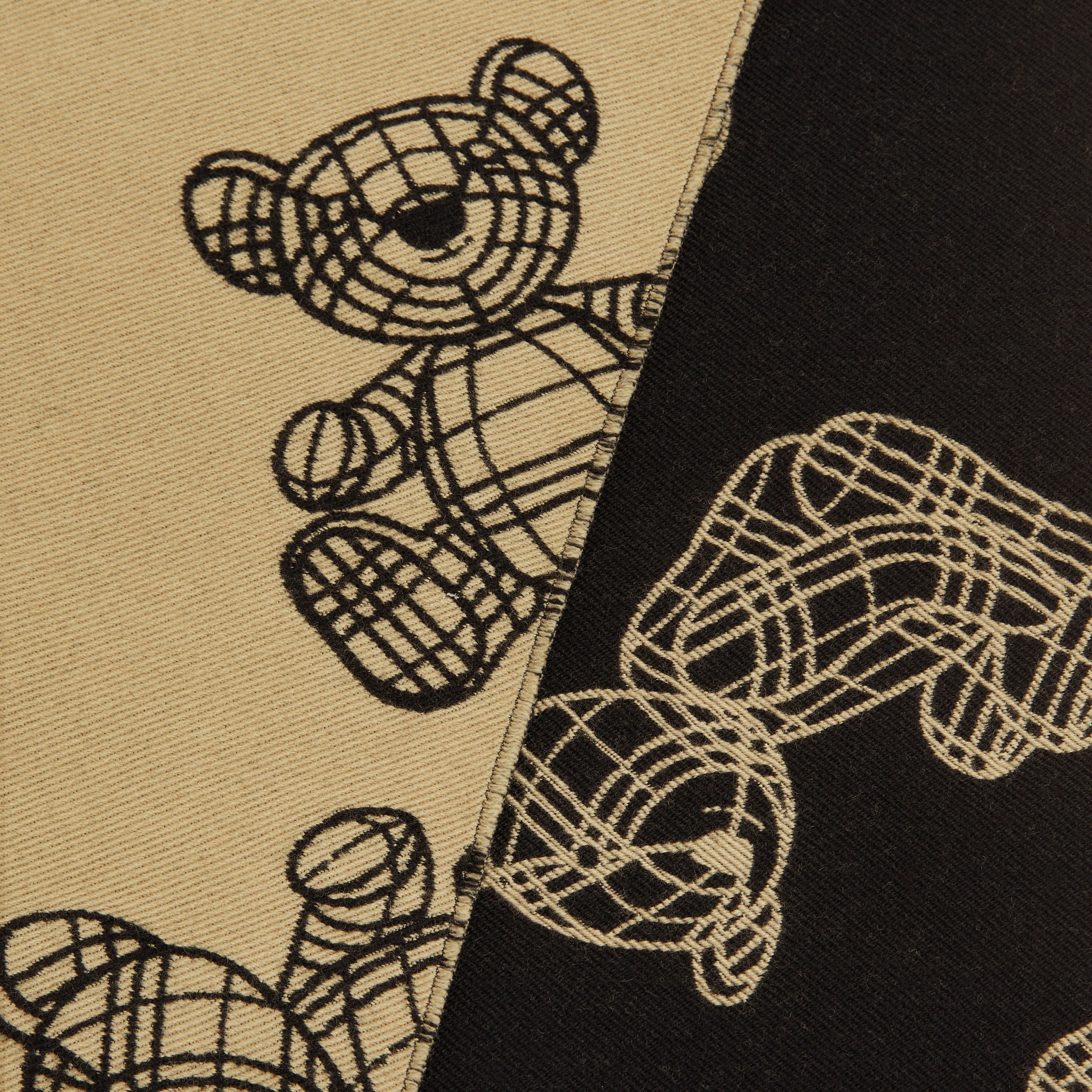 Sciarpa in lana jacquard con orsetto Thomas (Beige Archivio) - Bambini | Sito ufficiale Burberry® - 2