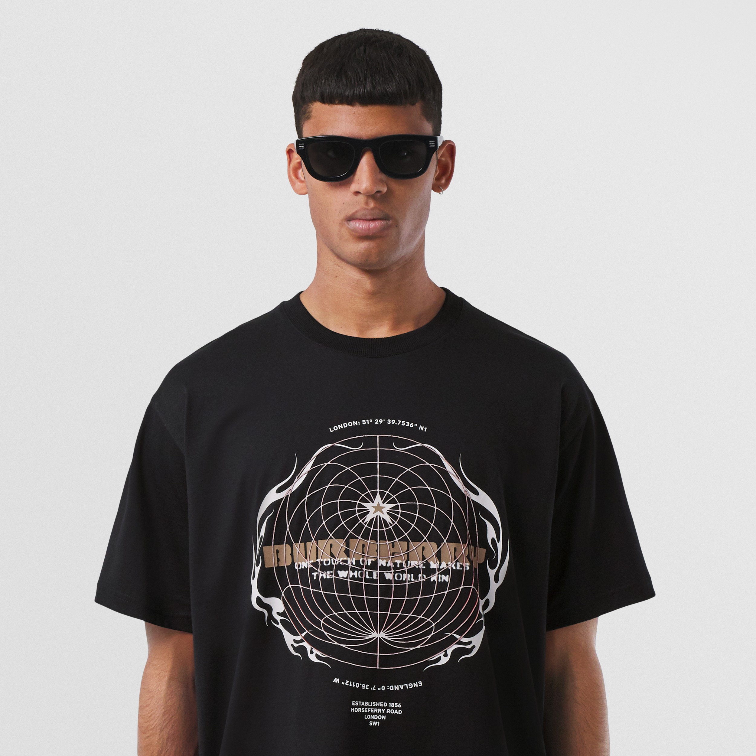 T-shirt oversize en coton avec globe (Noir) - Homme | Site officiel Burberry® - 2