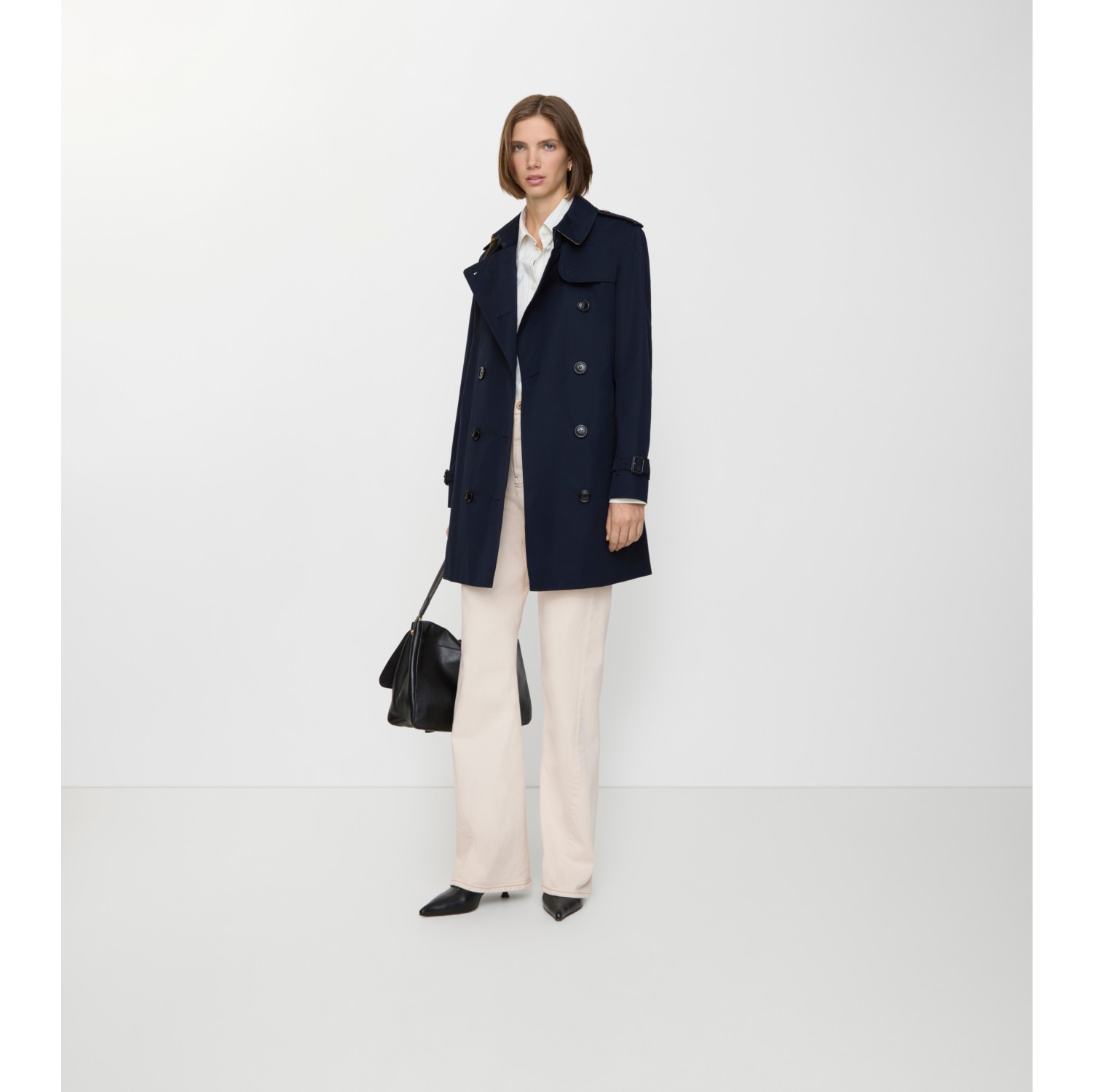 Short Kensington Heritage Trench Coat in Coal blue - Women, Cotton