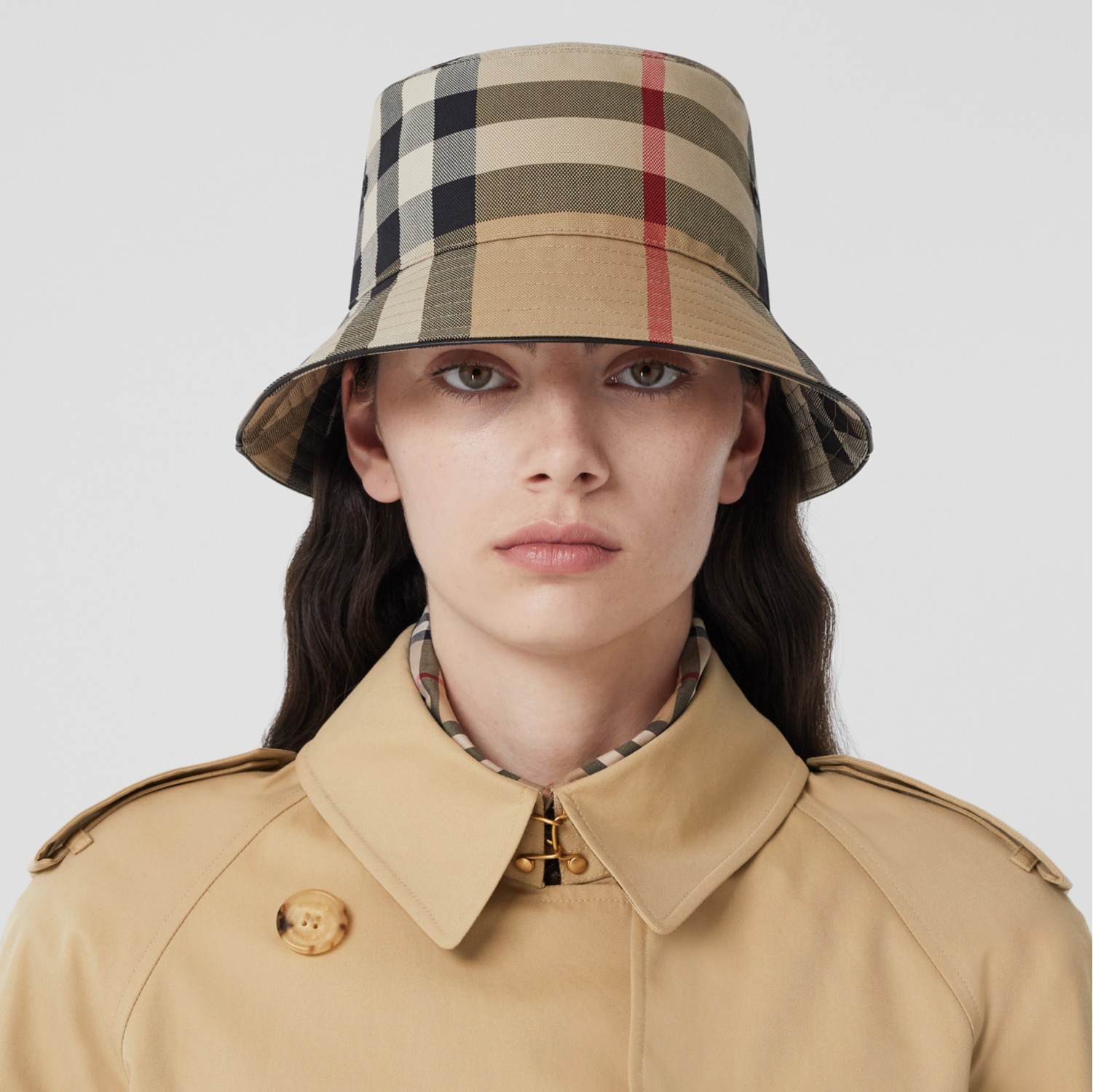 Exaggerated Check Cotton Bucket Hat in Archive beige - Men