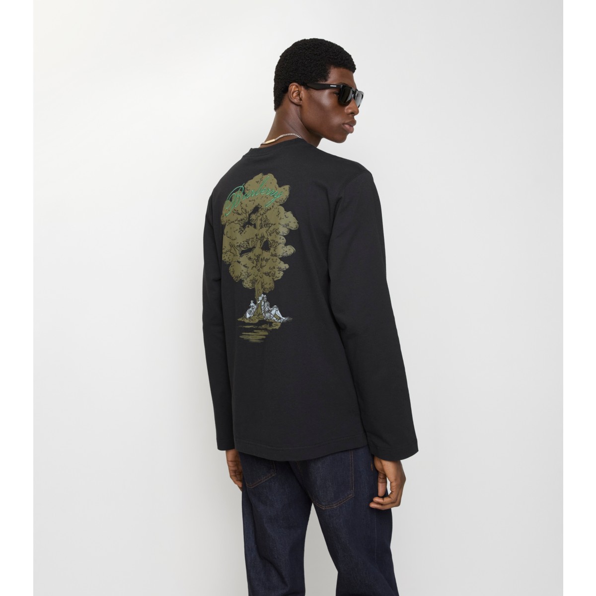  Embroidered Long-sleeve Sleeping Knight T-shirt