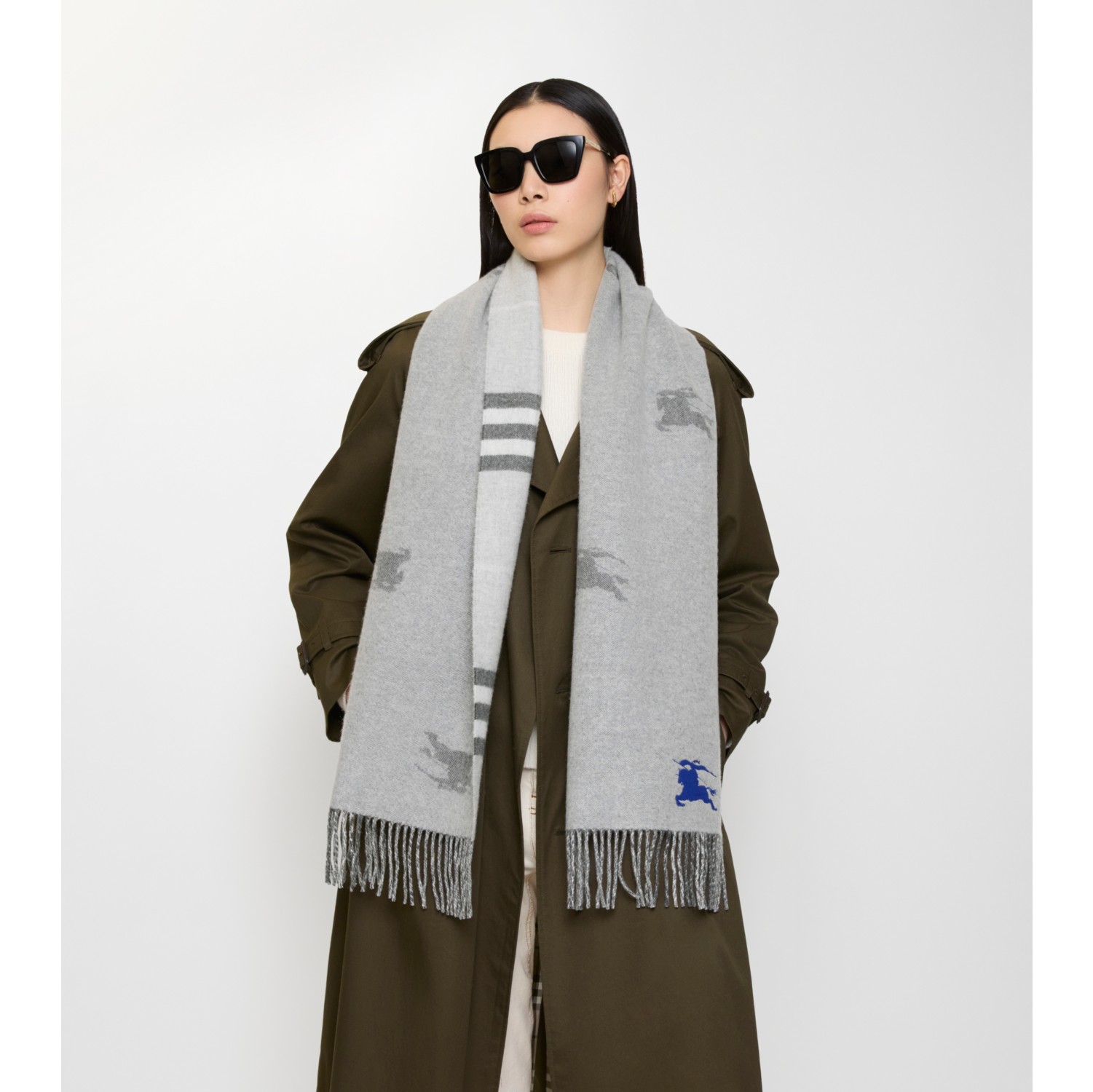 Reversible EKD Check Cashmere Scarf in Mitten grey | Burberry® Official