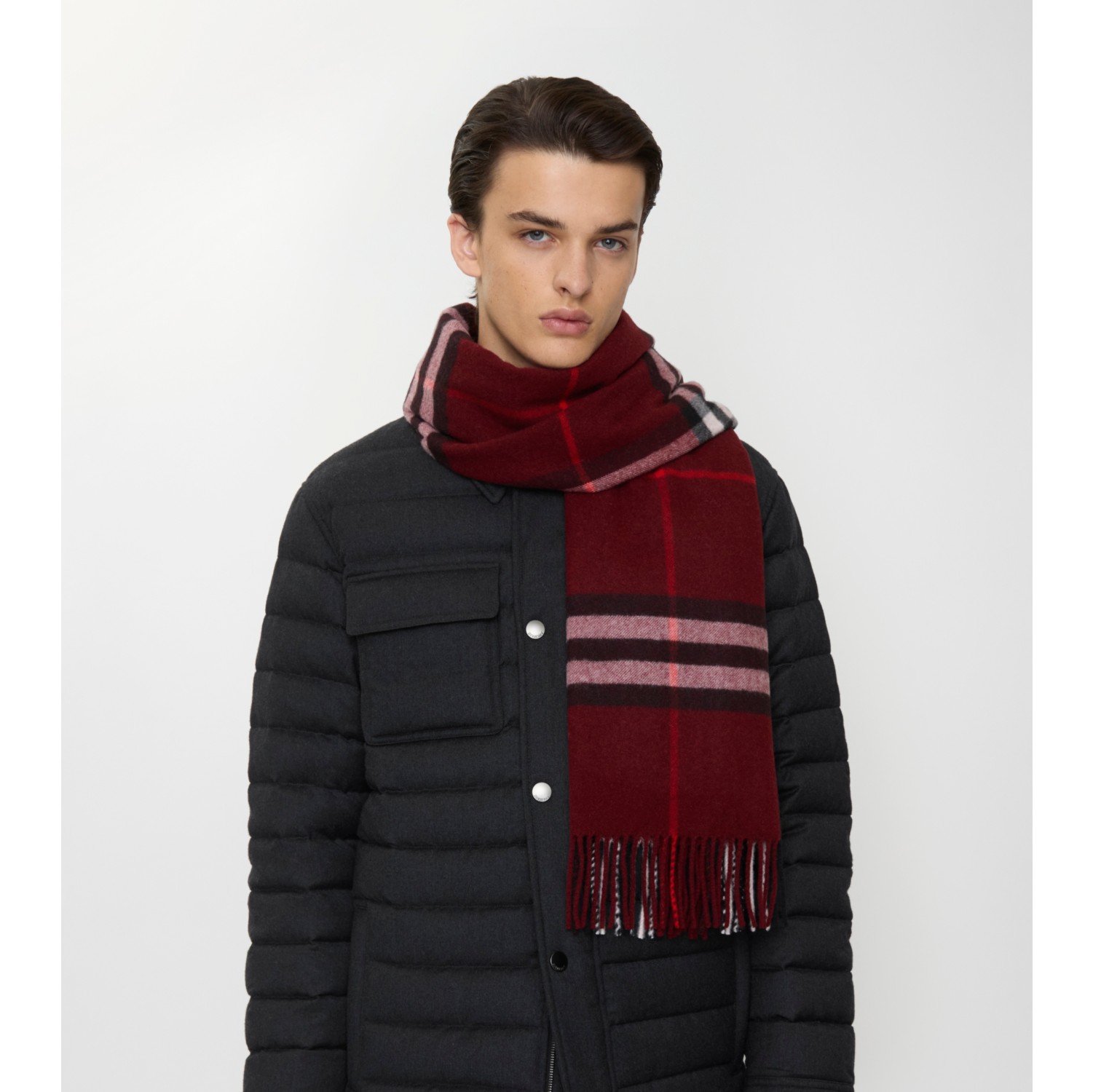 Wide Check Cashmere Scarf in Oxblood red | Burberry® Official