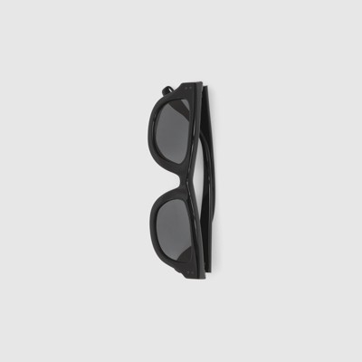 ロゴディテール スクエアフレーム サングラス (ブラック) - メンズ | Burberry®公式サイト