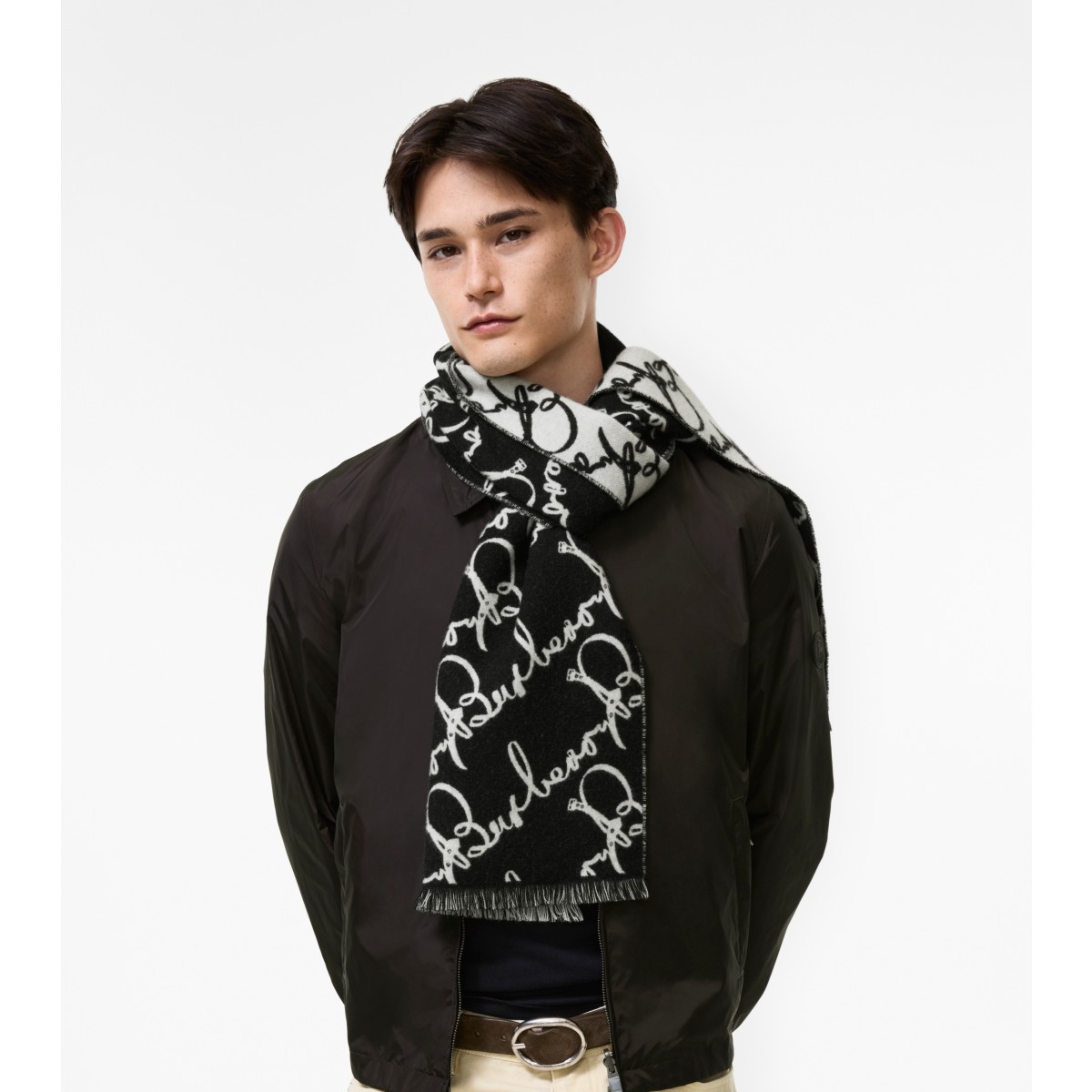  Belt Logo Scarf