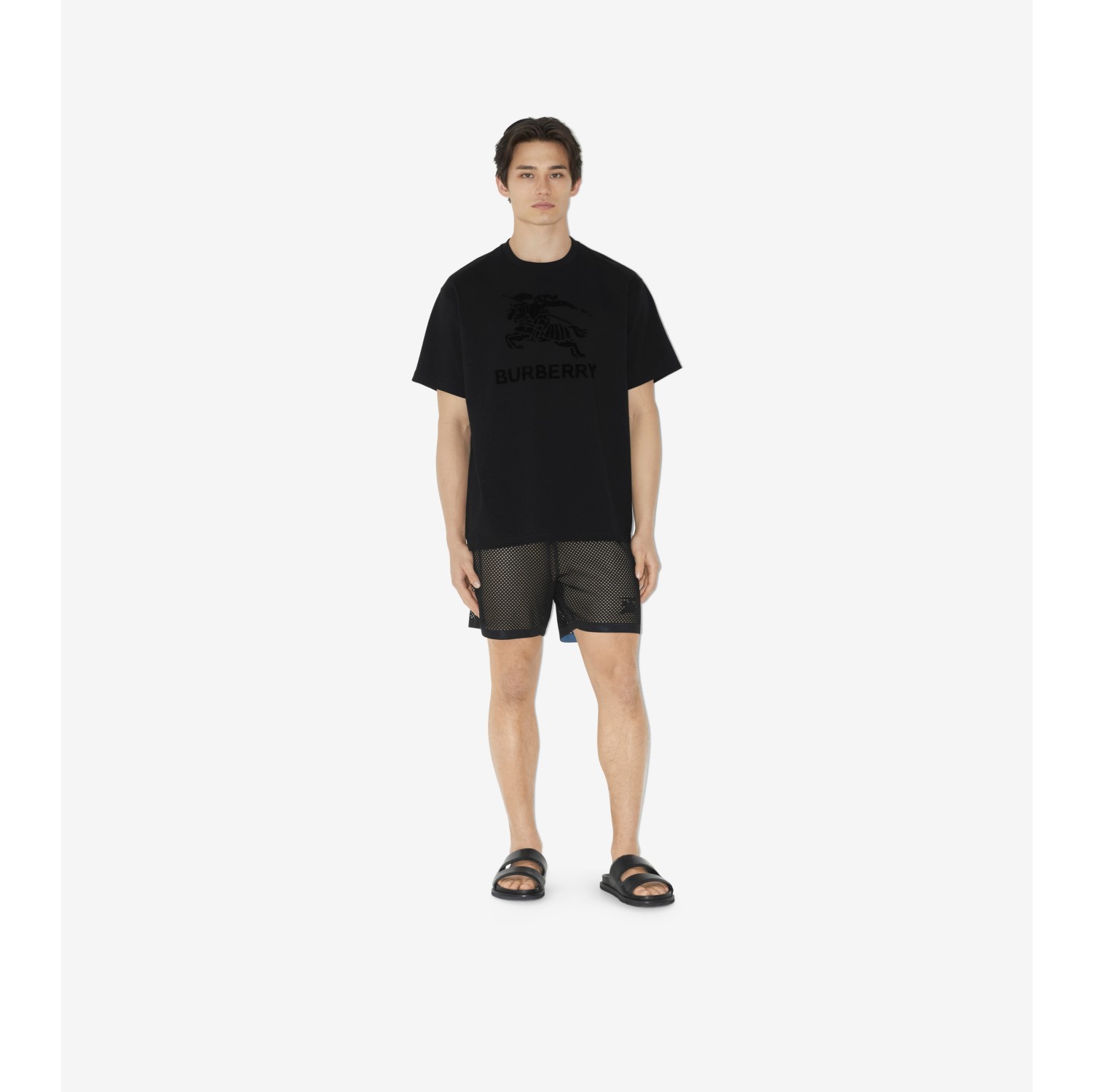 Burberry men's black store t shirt