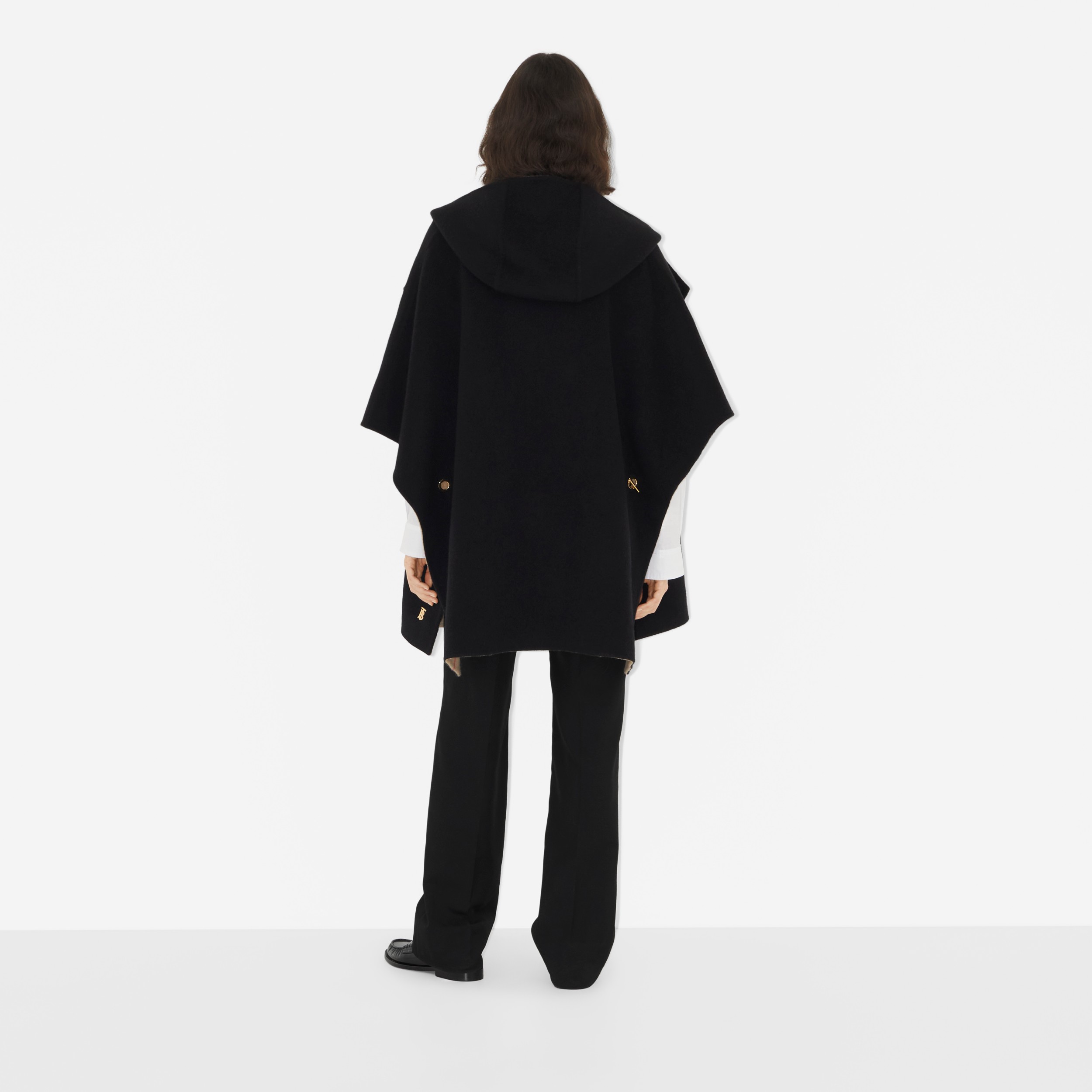 Wendbares Kaschmir-Cape mit Kapuze (Schwarz/vintage-beige) | Burberry® - 4