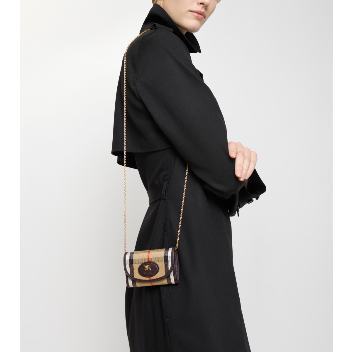  Check Highlands Chain Card Case​