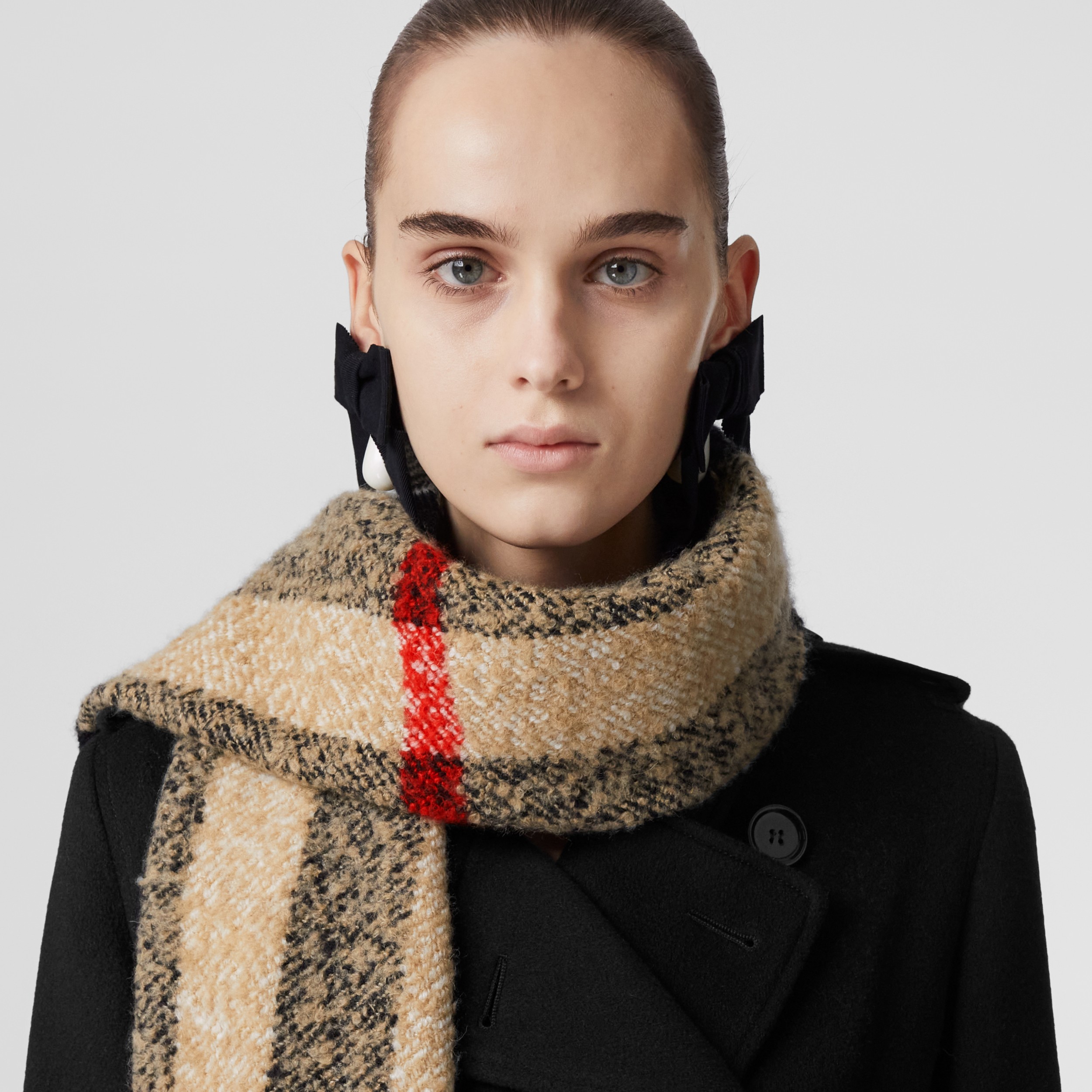 Check Cashmere Wool Silk Bouclé Scarf in Archive Beige | Burberry® Official - 3