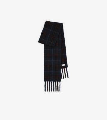 Burberry Men's Winter 2026 Runway Collection | Burberry®
