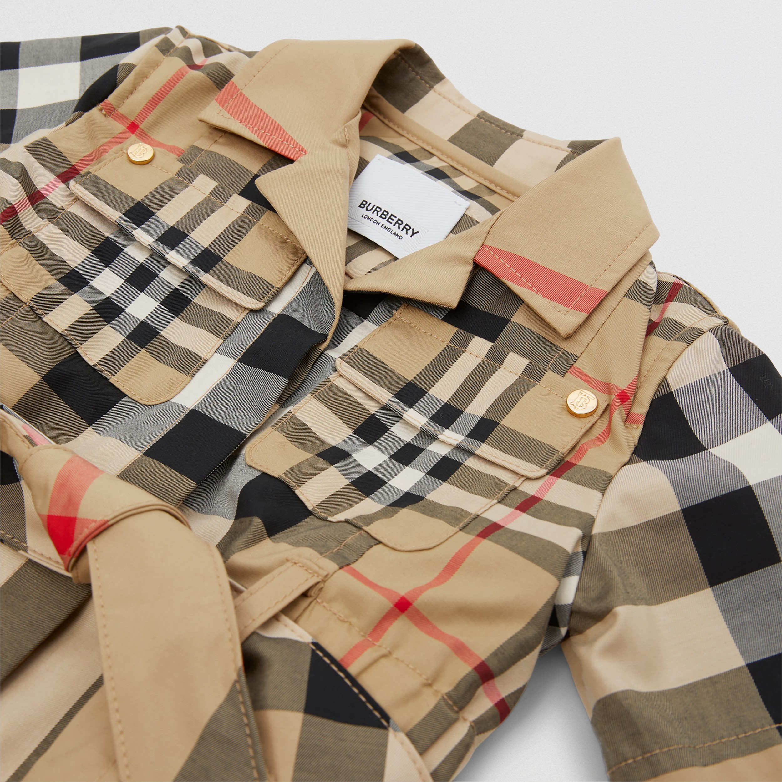 Vestido estilo camisa de algodão stretch com cinto de amarrar e patchwork xadrez (Bege Clássico) - Crianças | Burberry® oficial - 2