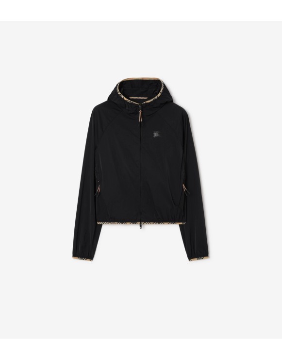ウィメンズ デザイナーアクティブウェア＆アスレジャー | Burberry®️
