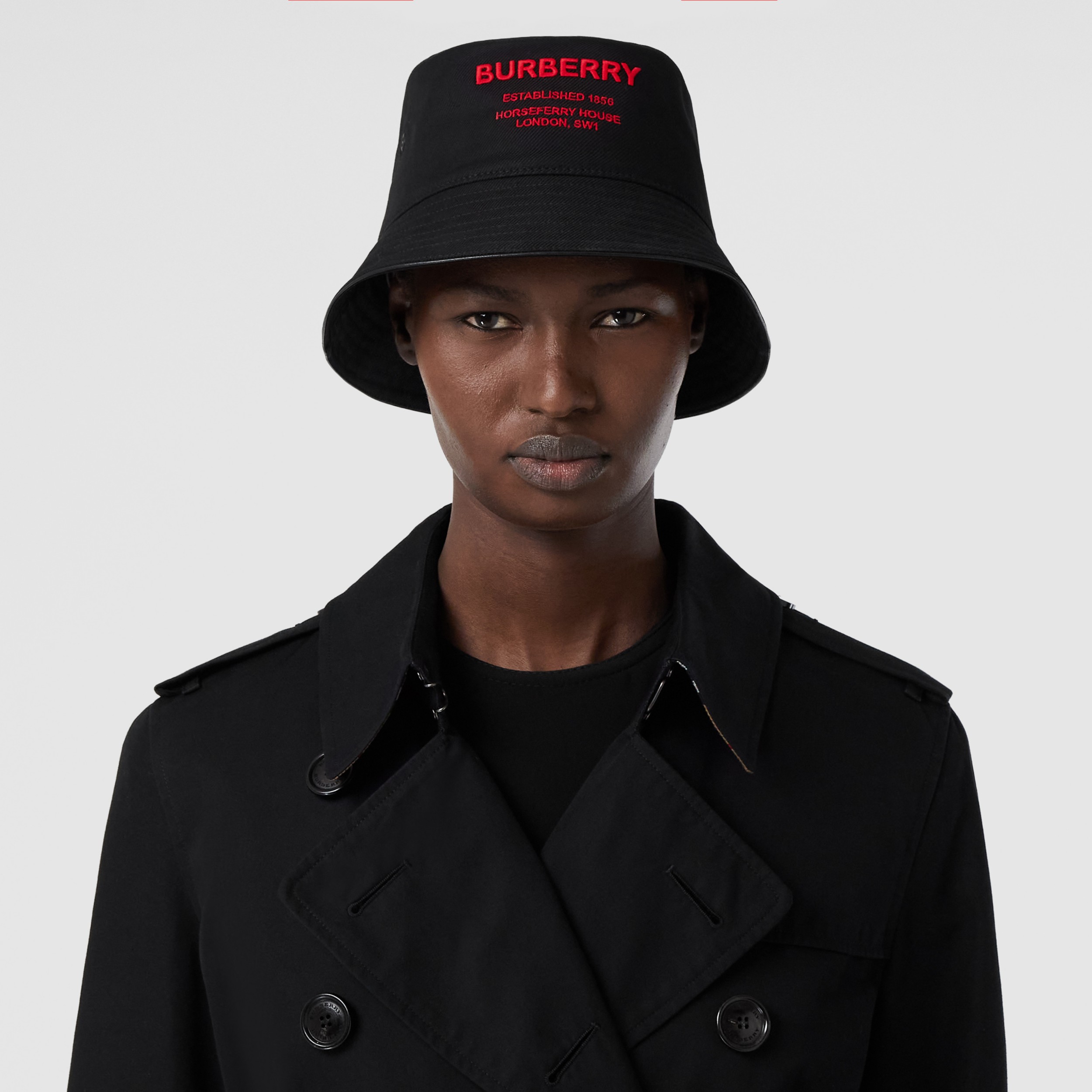The Mid length Kensington Heritage Trench Coat In Black Women Burberry Official
