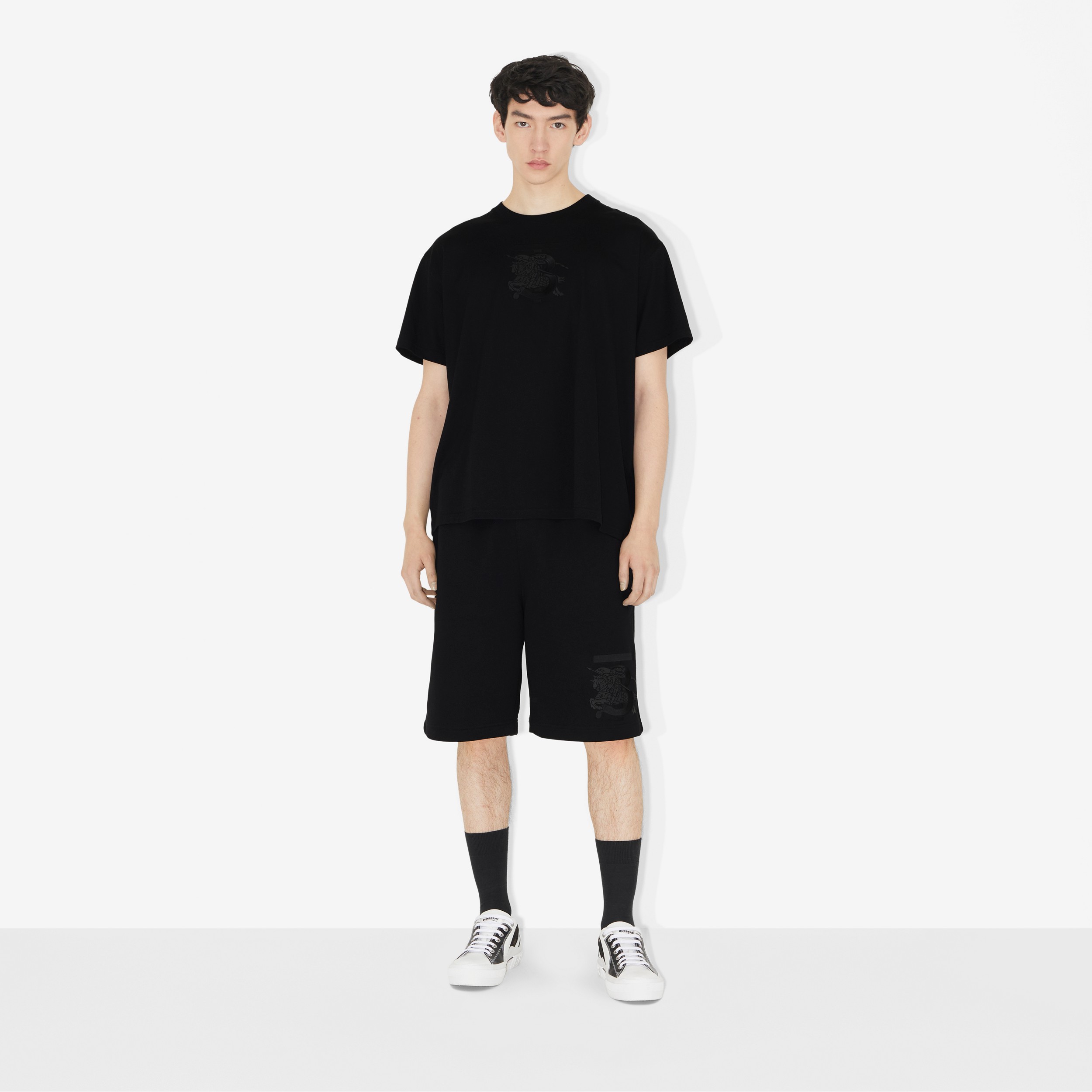 엠브로이더리 모노그램 EKD 코튼 티셔츠 (블랙) - 남성 | Burberry® - 2