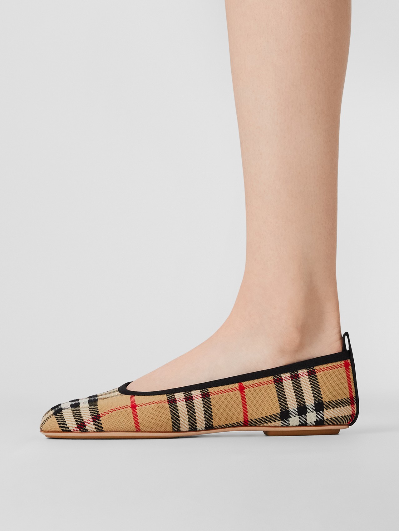 Womens Shoes Flats and flat shoes Ballet flats and ballerina shoes Burberry Leather Aldwych 45mm Check Pumps 