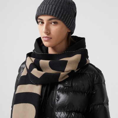 burberry logo jacquard scarf