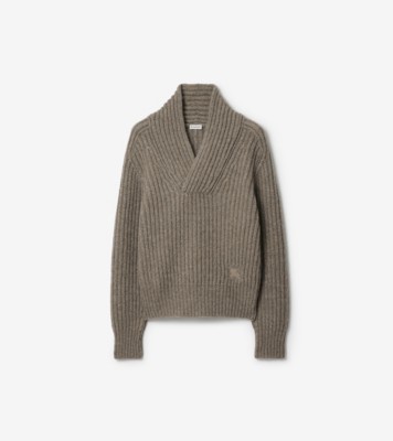 D5ABC7D4-702A-4268-BA6B-