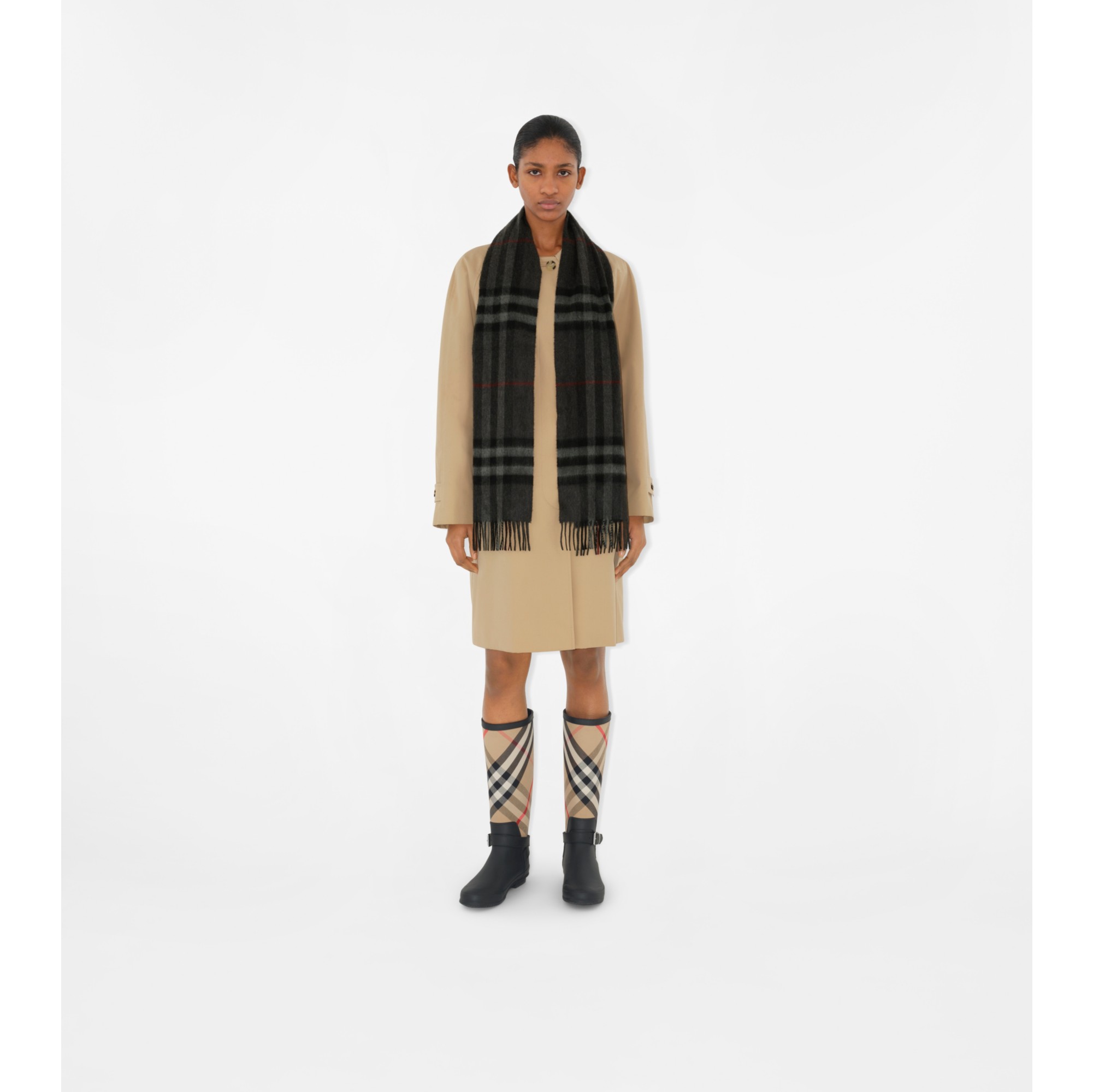 BURBERRY｜SCARVES (Checked Cashmere Scarf (8077877)) CBBBC1D8-F7D6-4D42-AF66-