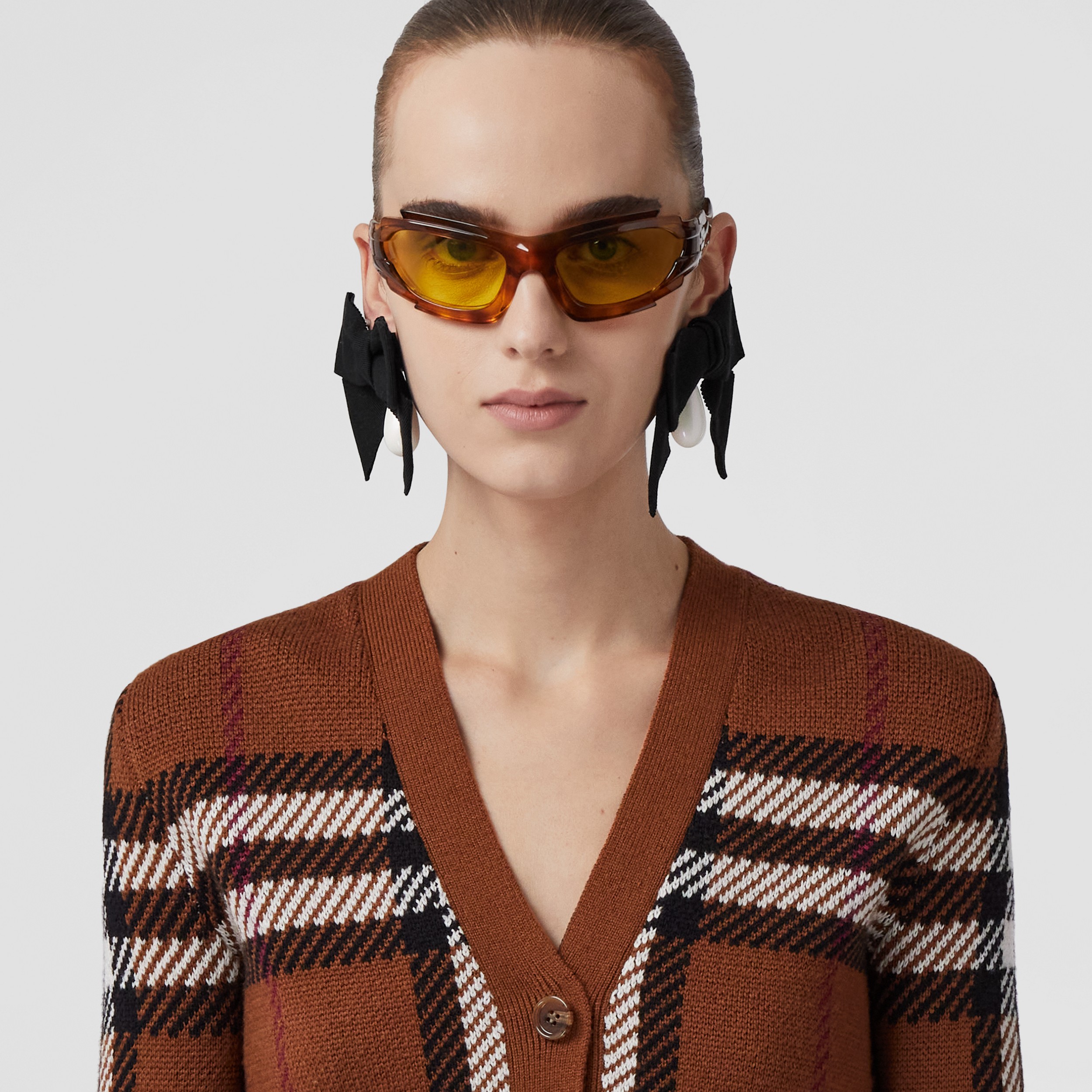Check Wool Jacquard Cropped Cardigan in Dark Birch Brown - Women | Burberry® Official - 2